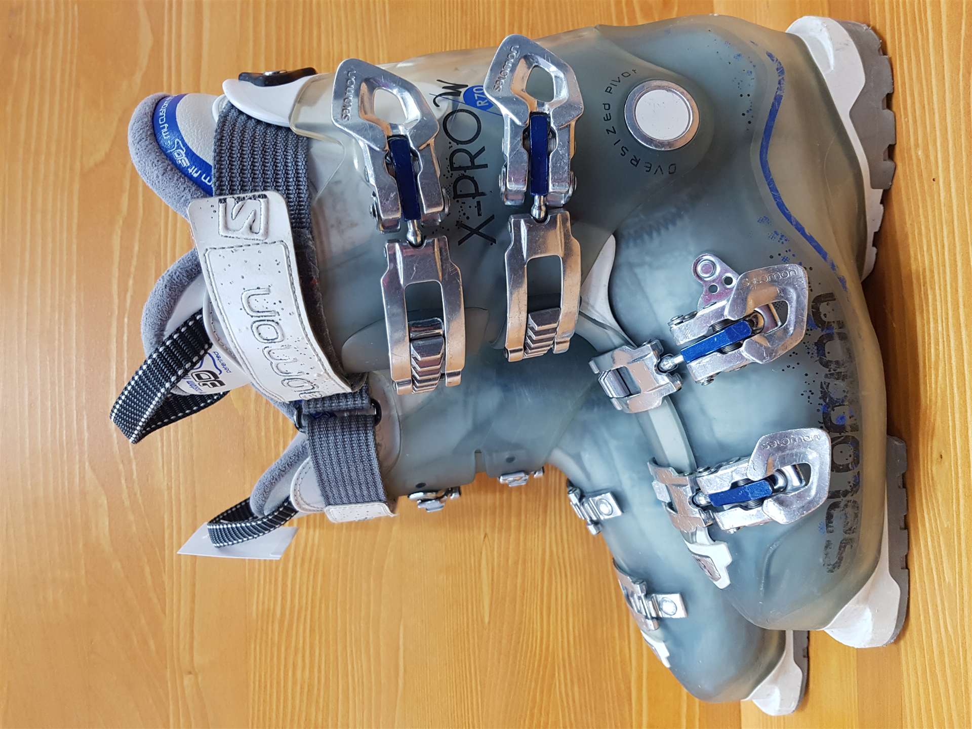 Clăpari de schi second-hand SALOMON X-PRO W R70