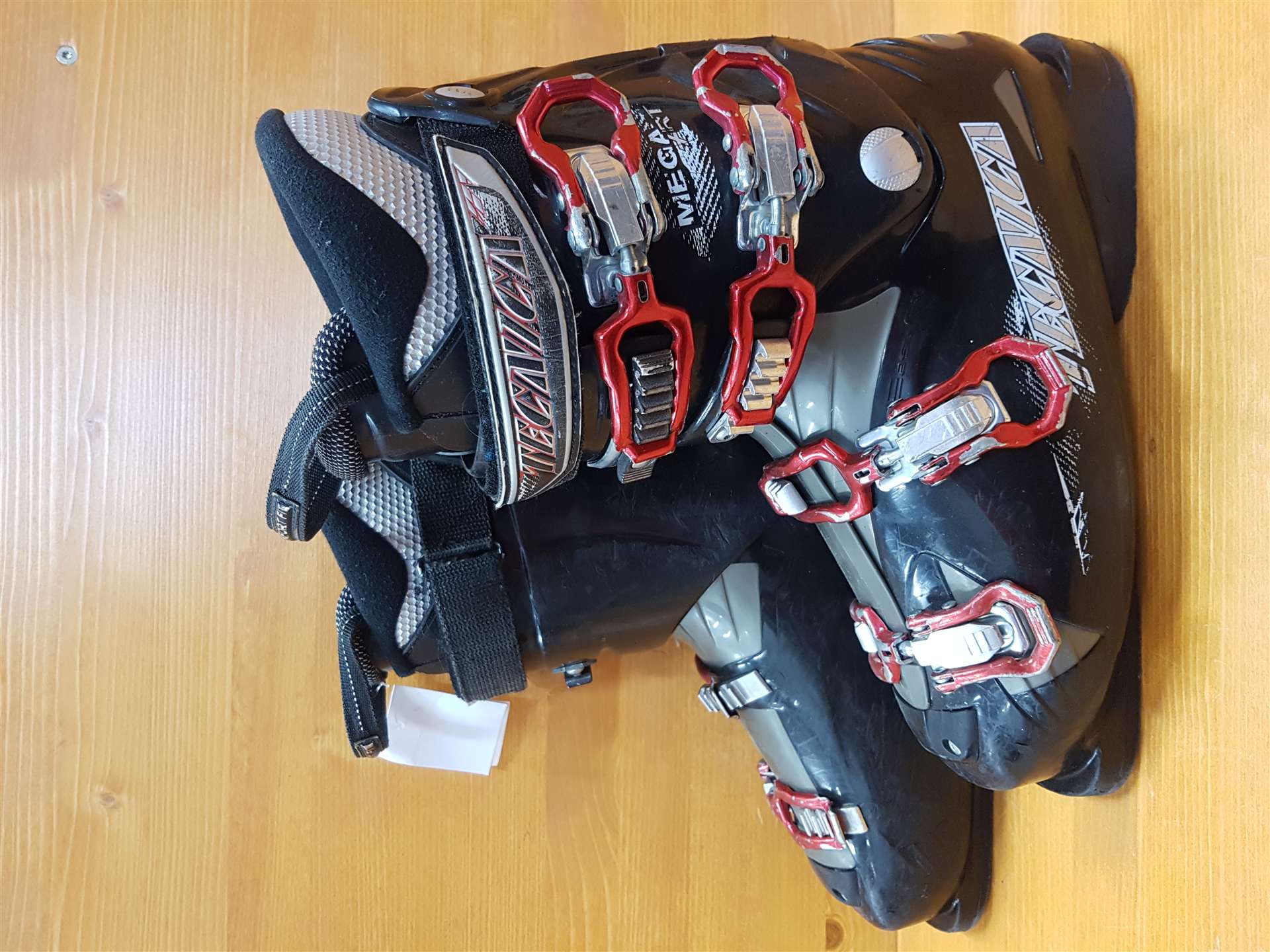 Chaussures de ski d'occasion TECNICA Mega + RT