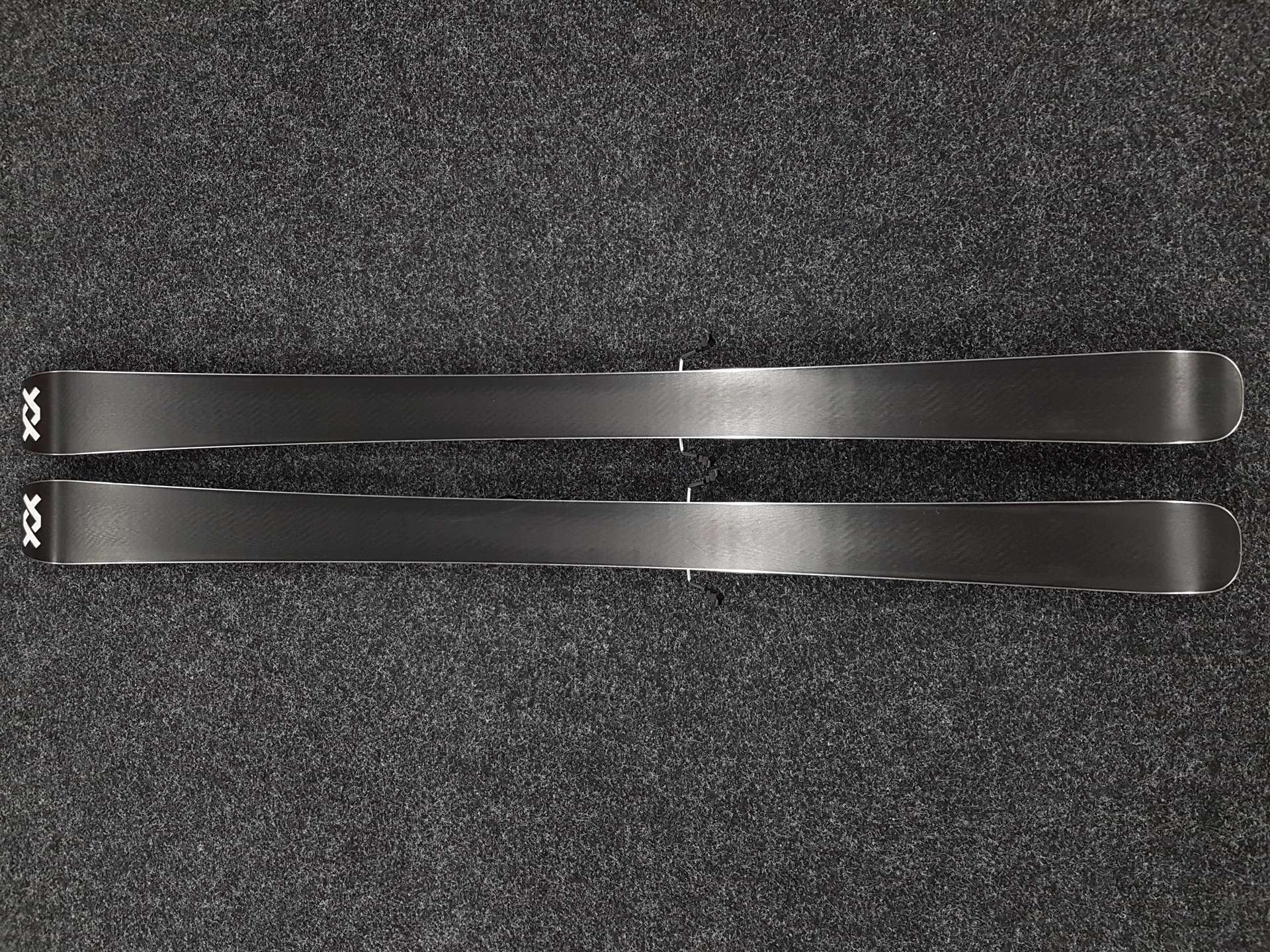 Schiuri freeride VOLKL Yumi folosite + legături Marker Griffon 13