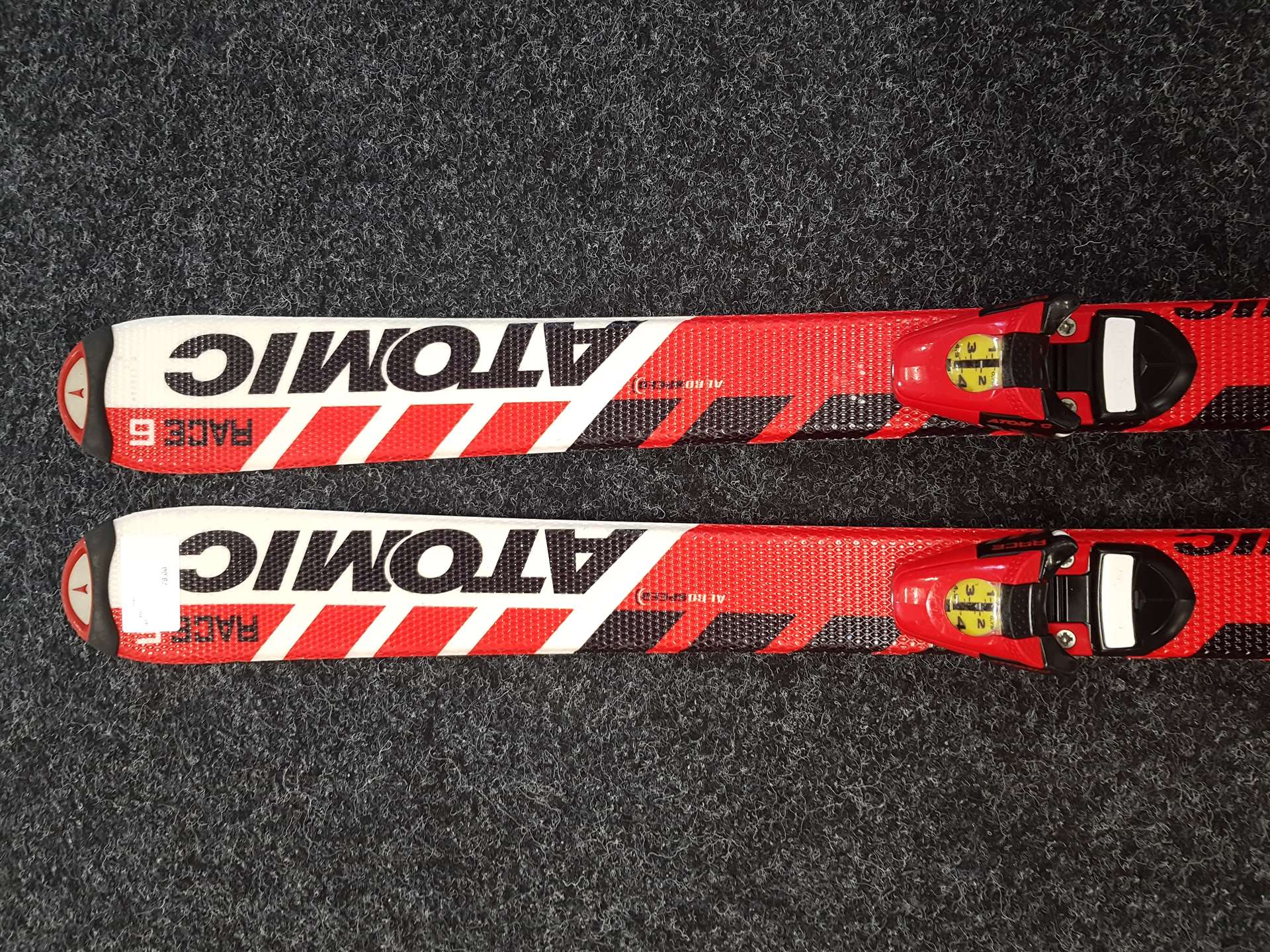 Rabljene dječje skije ATOMIC Race 6 + vezovi Atomic Race D45