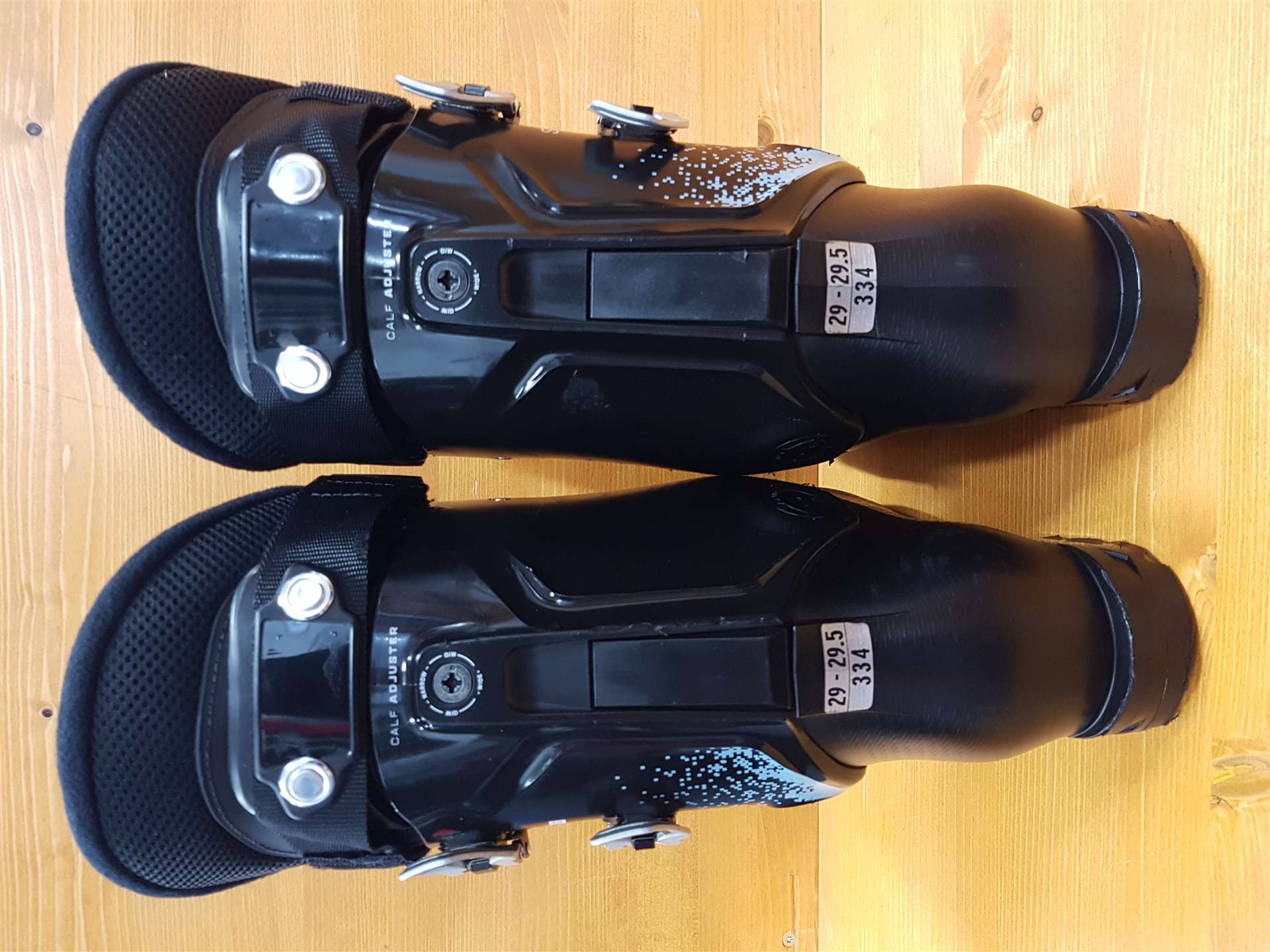 Použité lyžiarky SALOMON Sense R80