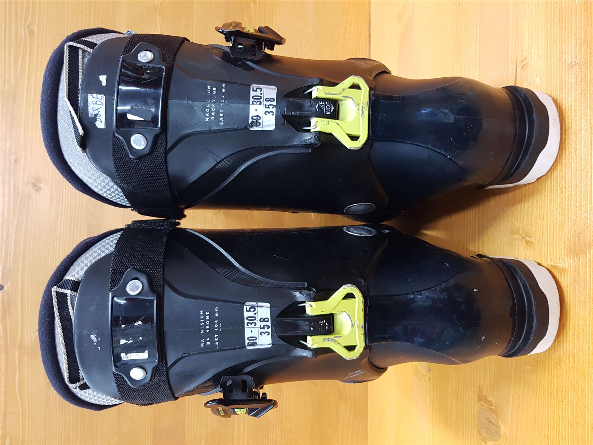 Scarponi da sci usati SALOMON QST Accesso R80