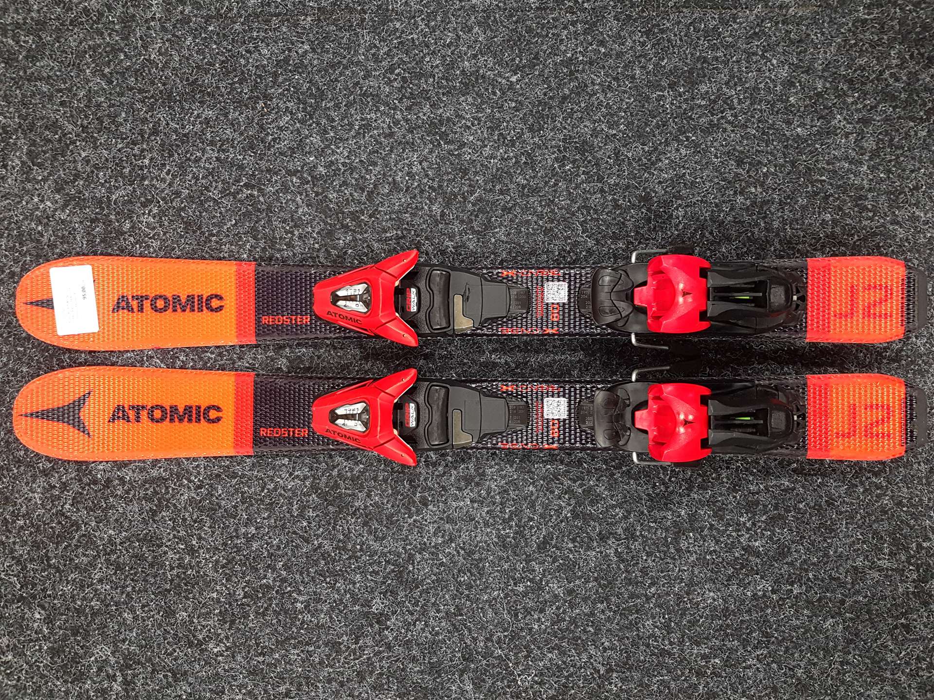 Použité detské lyže ATOMIC REDSTER J2 + viazanie Atomic 4,5