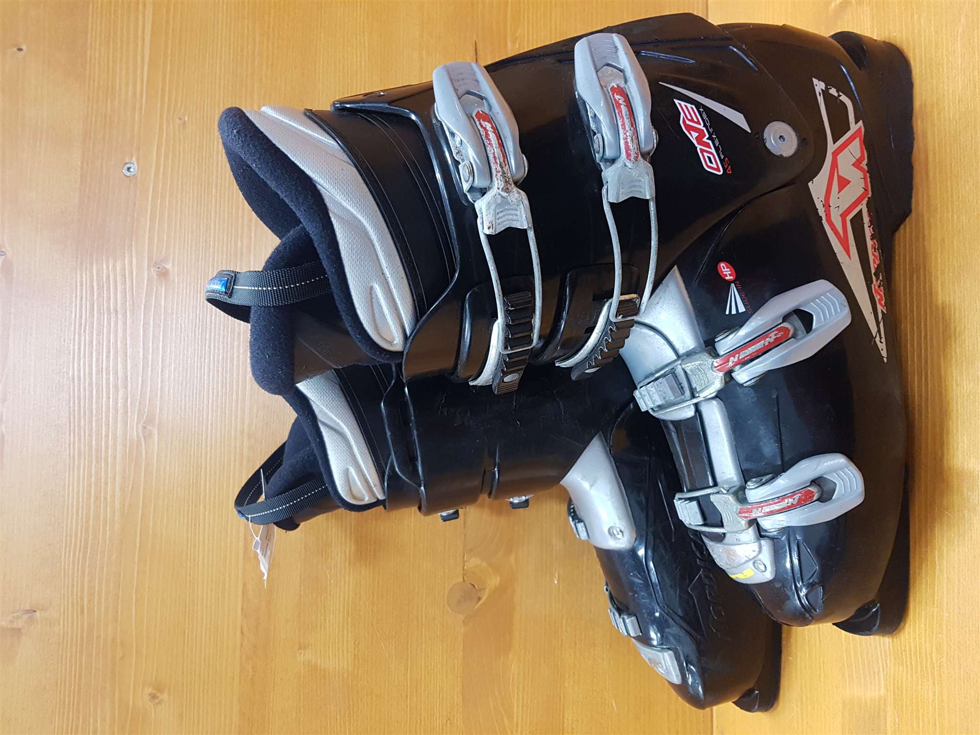 Chaussures de ski usagées NORDICA One 45