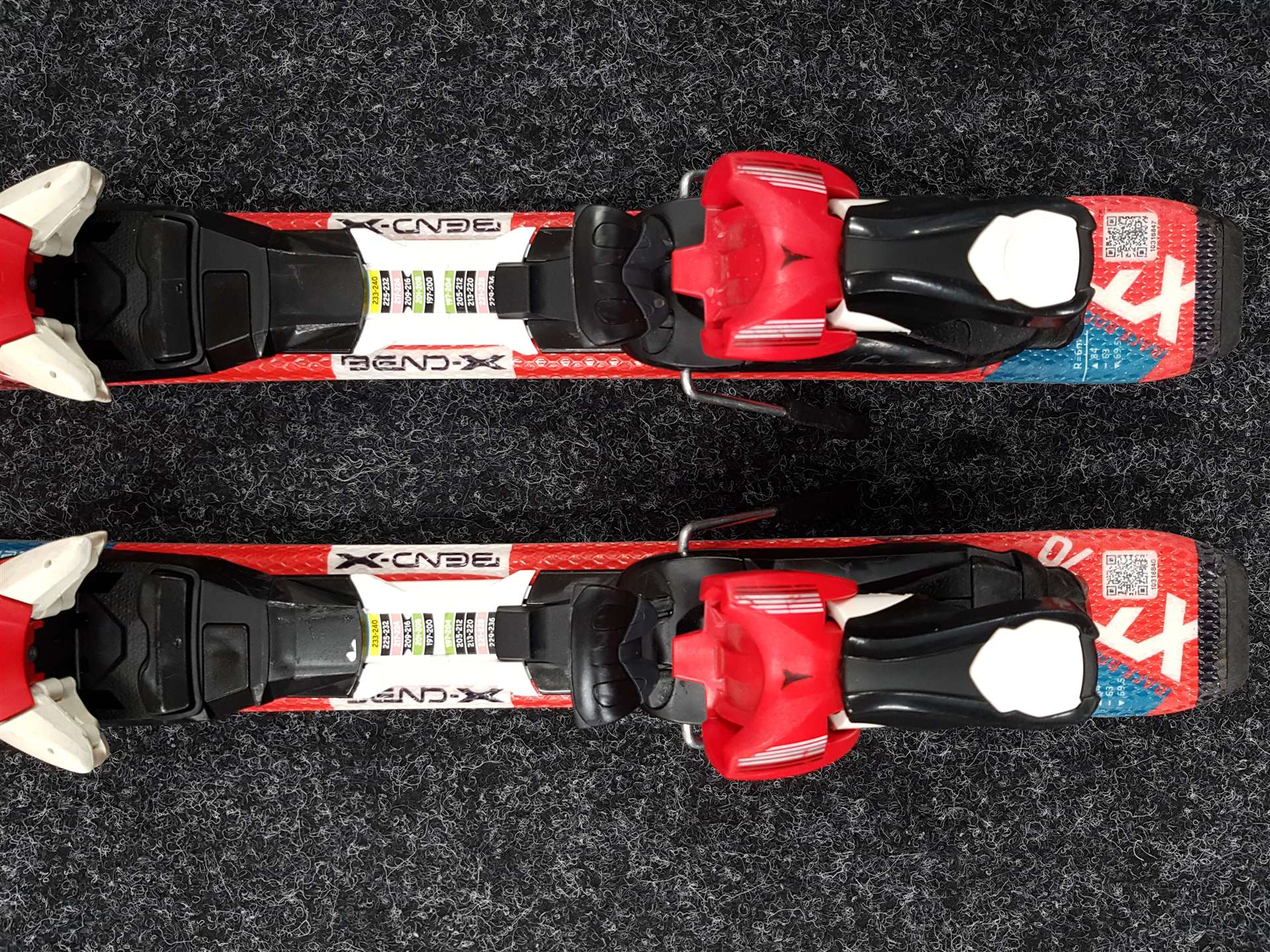 Sci usati per bambini ATOMIC Redster XT + attacchi Atomic XTE 4.5