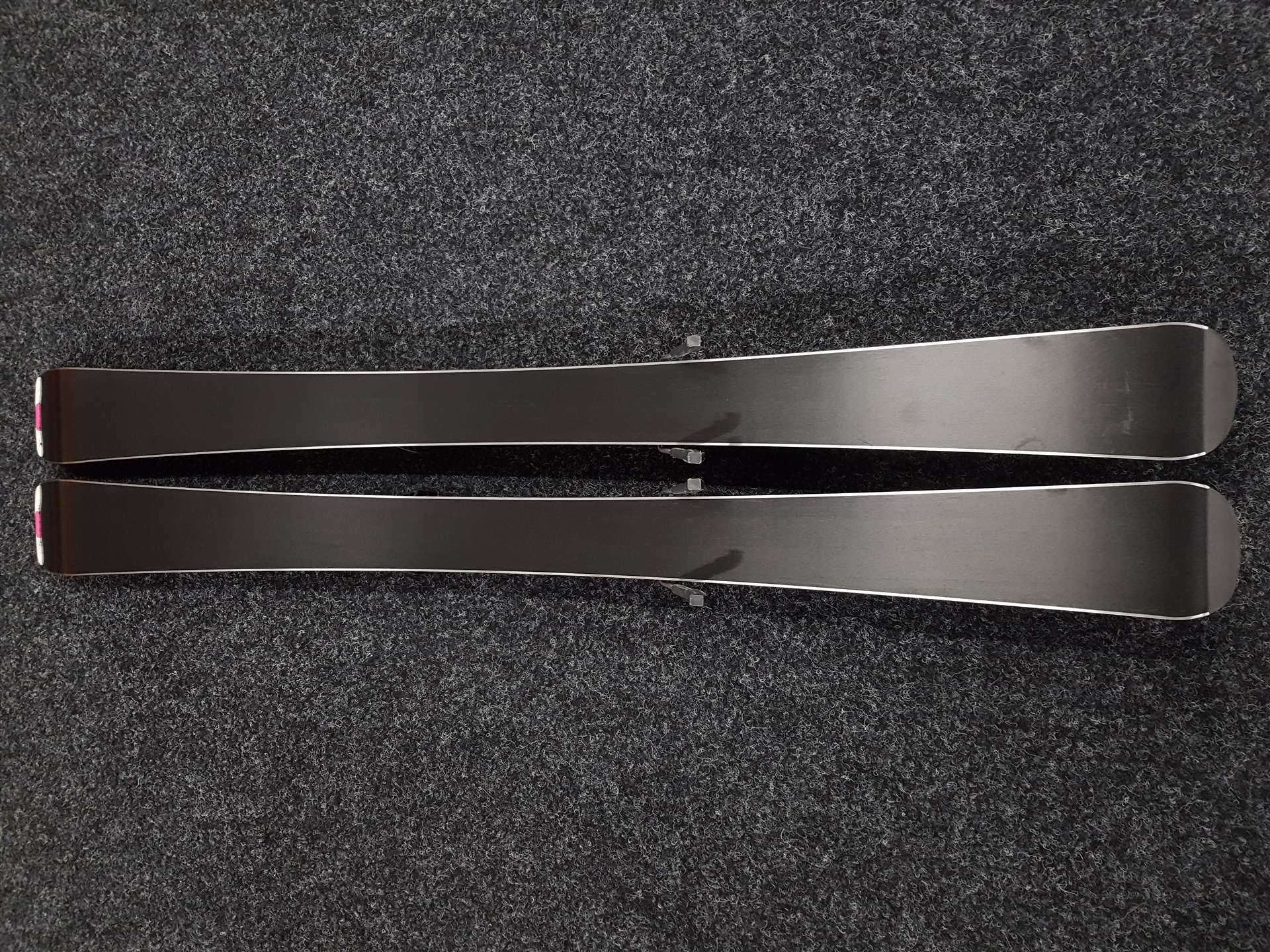 Použité lyže TECNOPRO Sweety  + viazanie Tecnopro TC 4,5