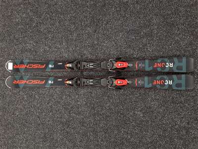 Sci FISCHER RC One F18 usati + attacchi Fischer RS 11