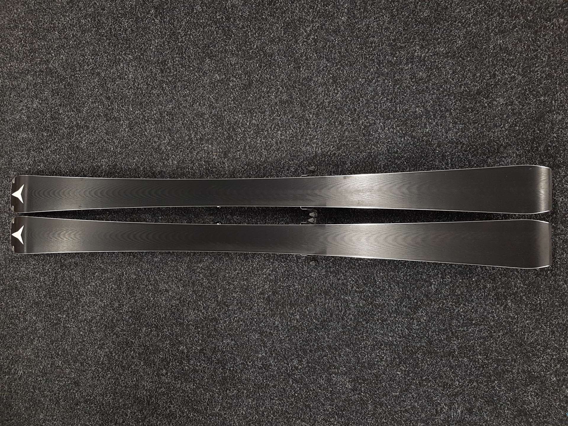 Schiuri ATOMIC Redster Q7 folosite + legături Atomic MI 12