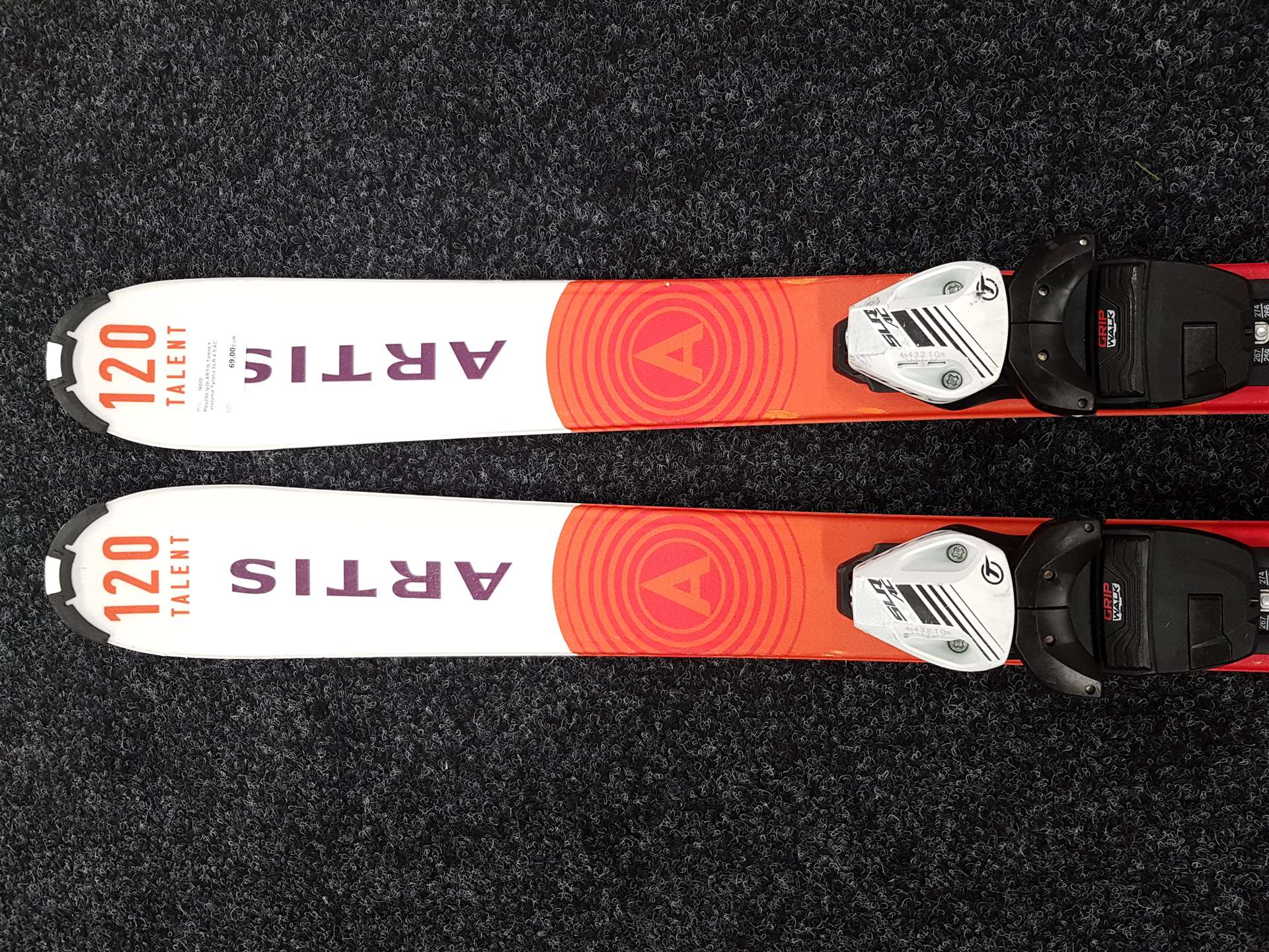 Gebrauchte ARTIS Talent Skier + Tyrolia SLR 4.5 AC Bindungen