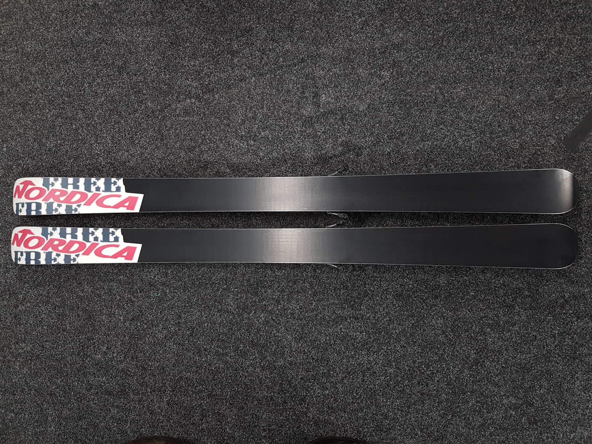 Gebrauchte Freeride-Skier NORDICA Girish