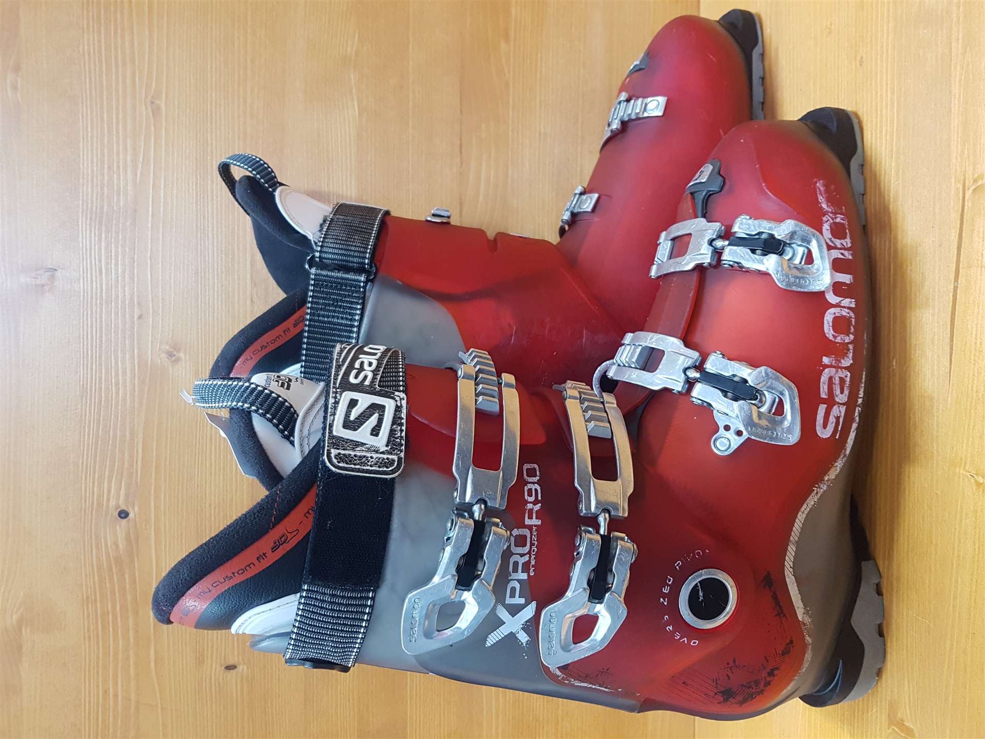 Gebrauchte SALOMON X Pro R90 Skischuhe