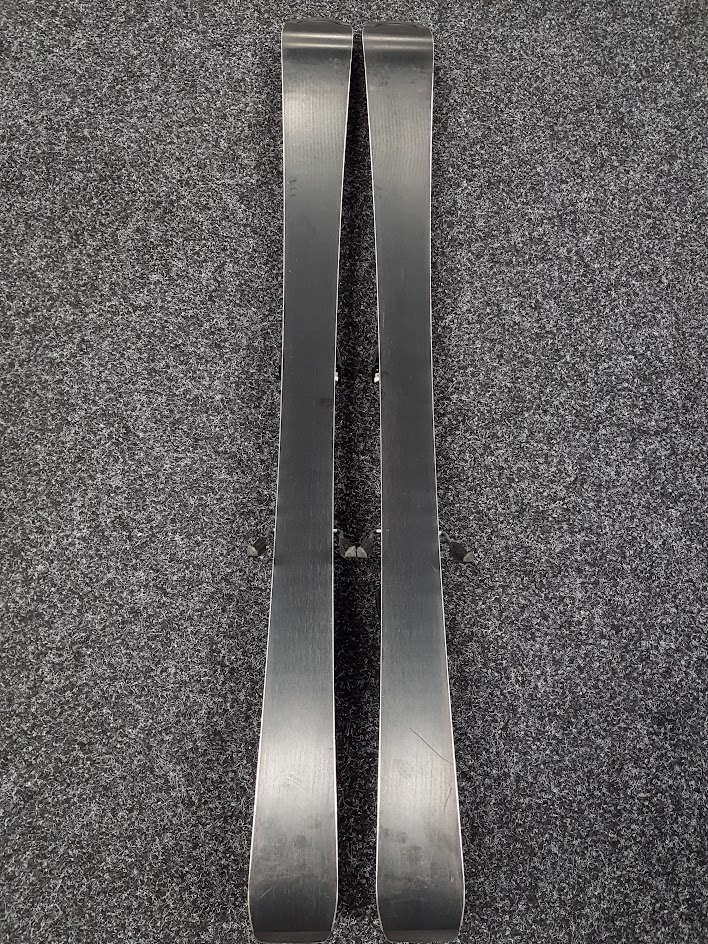 Skis Salomon Equipe d'occasion