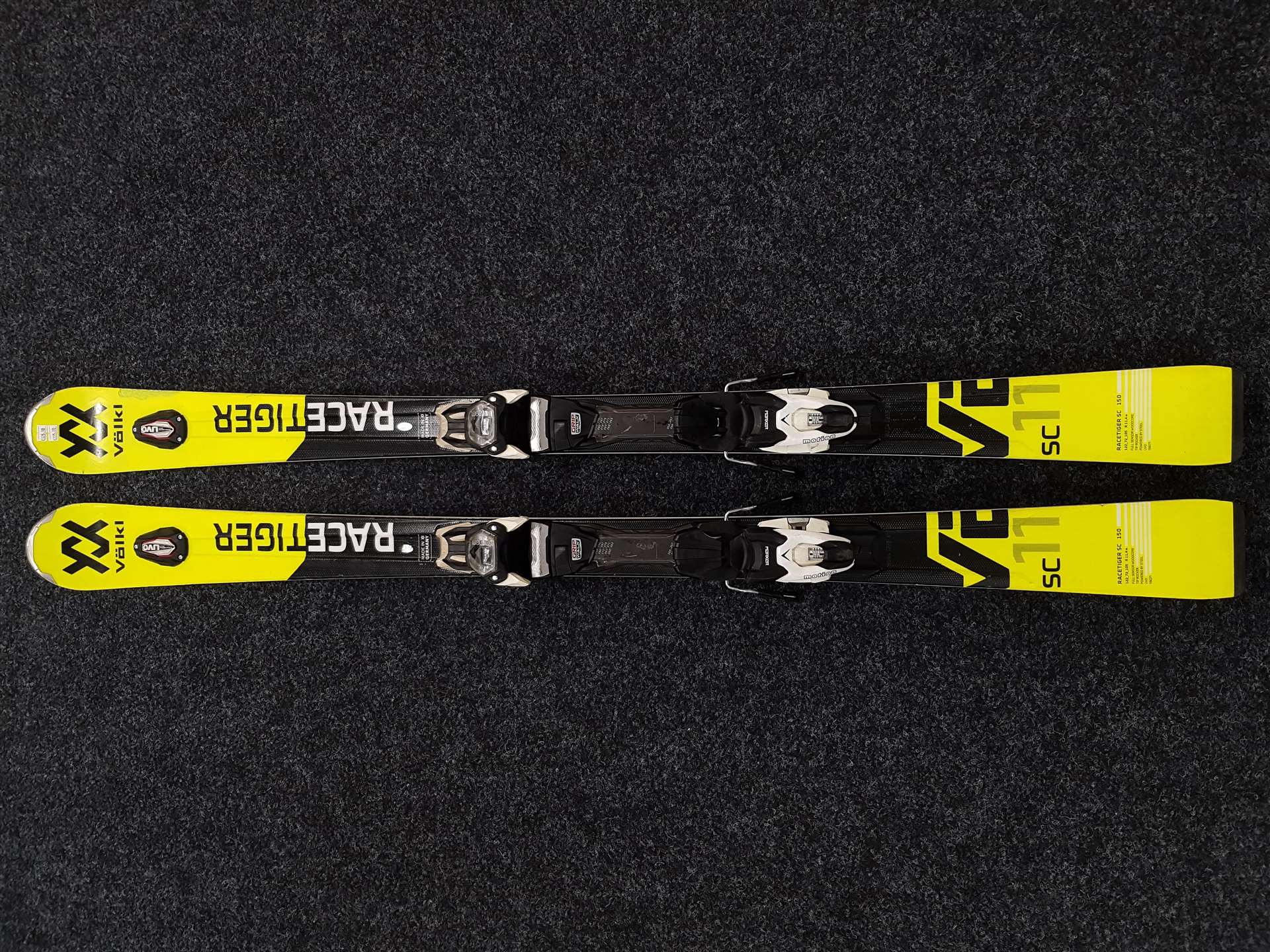 Použité lyže VOLKL Racetiger SC 11 + vázání Marker Motion 10
