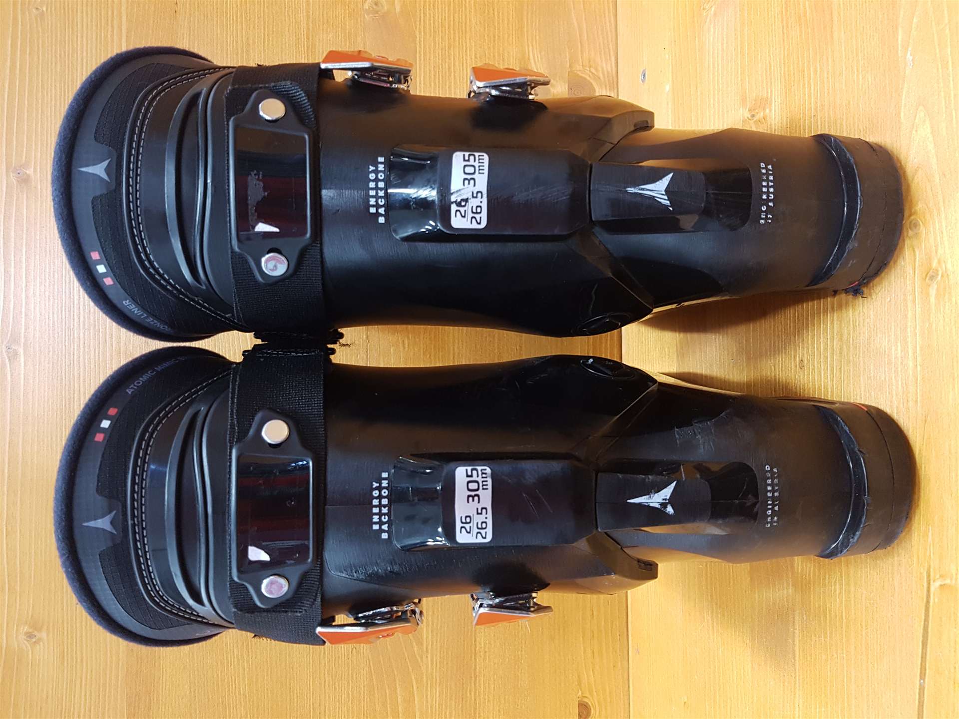 Použité lyžiarky ATOMIC Hawx BOA Prime R 100