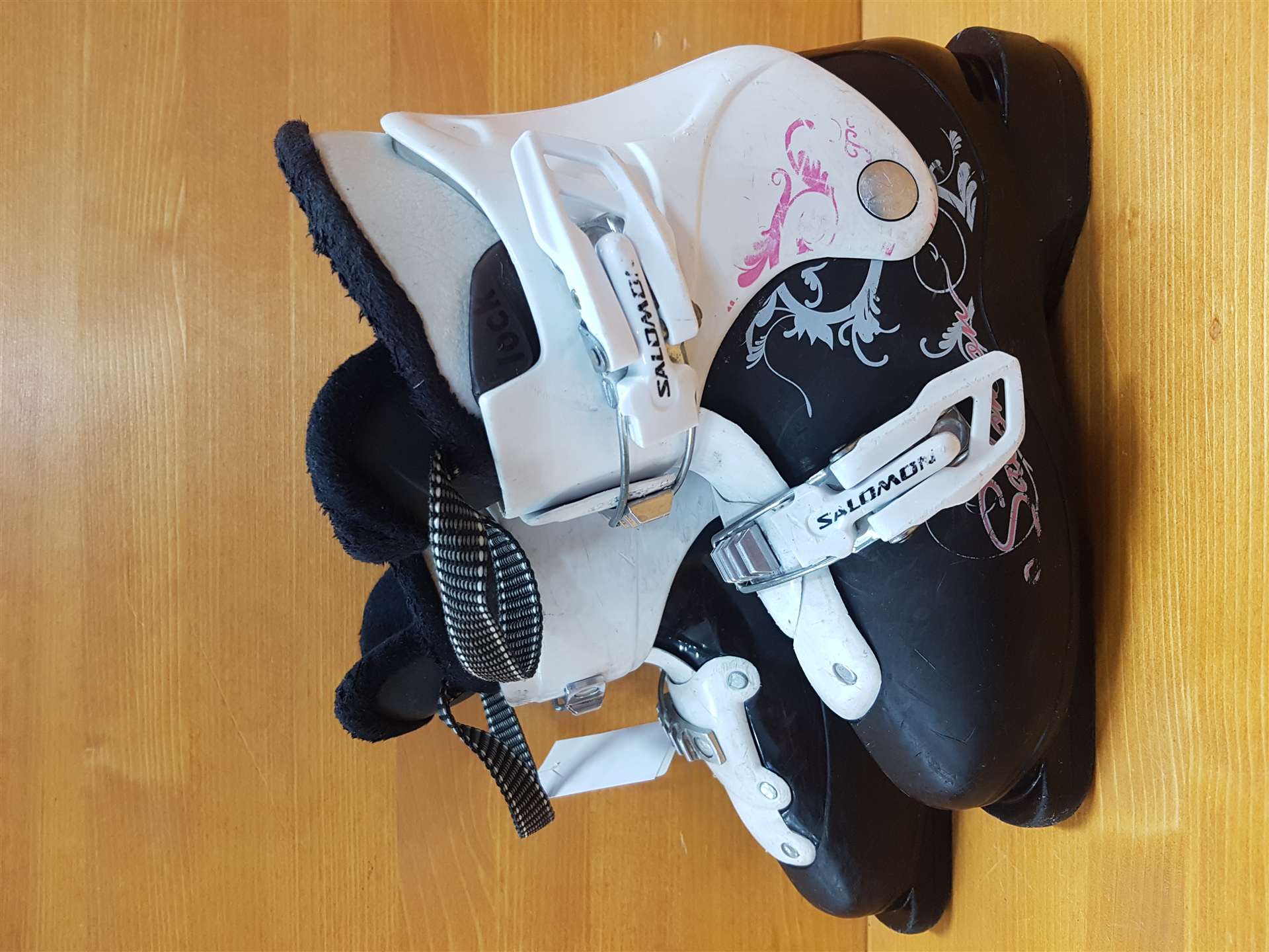 Použité lyžiarky SALOMON T2