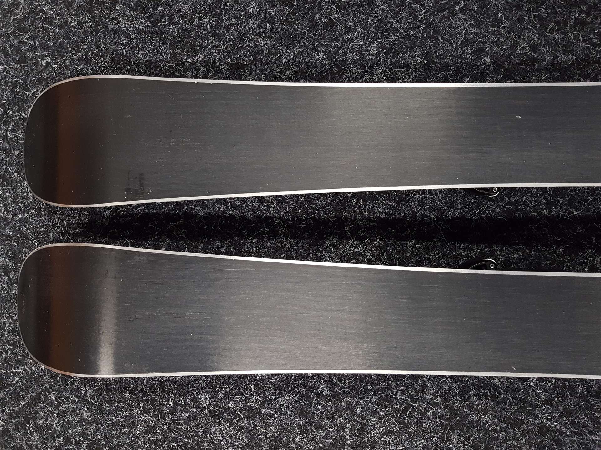 Gebrauchte HEAD Super Shape Kinderski + Head SLR 4.5 AC Bindungen