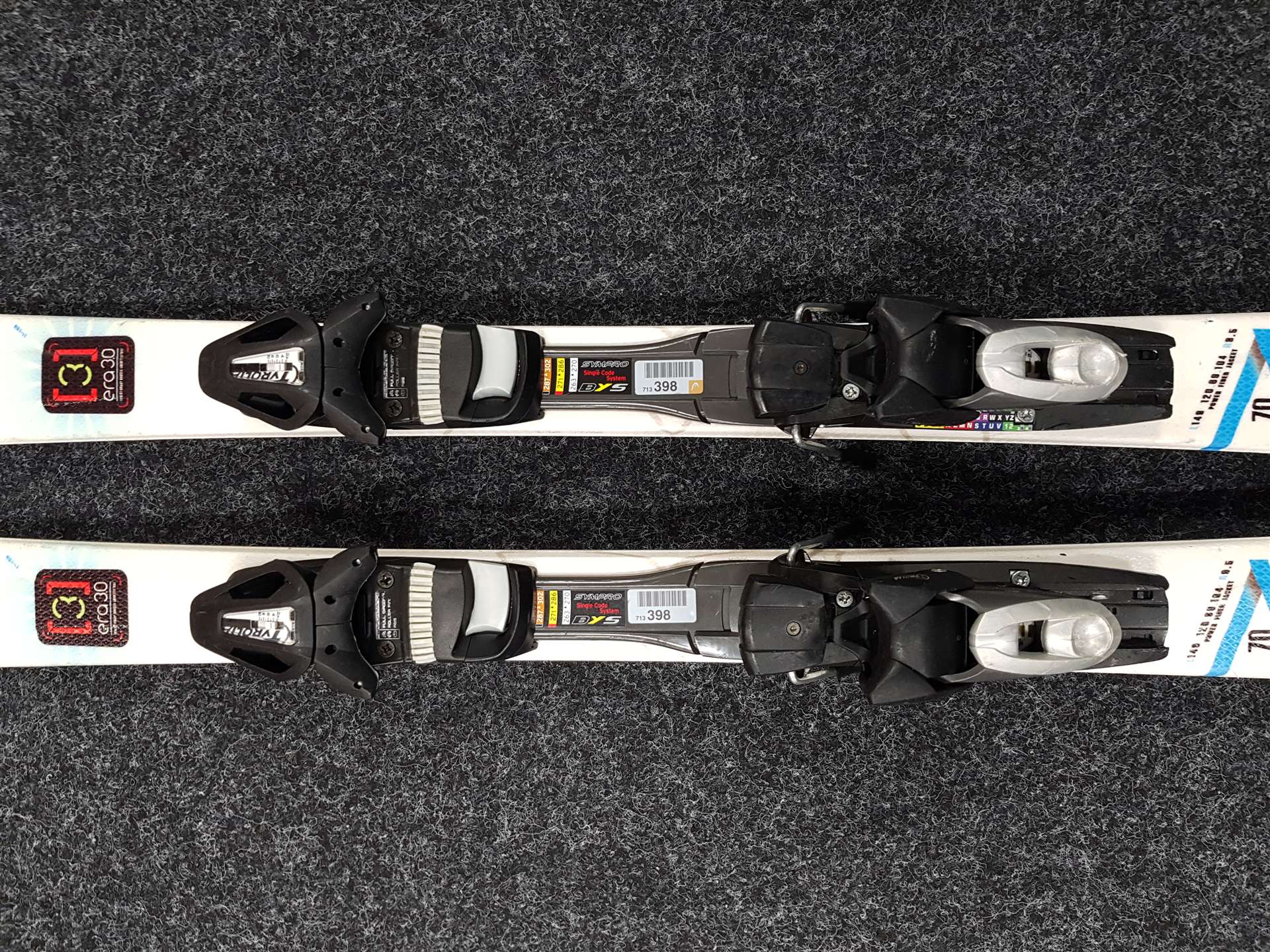 Skis d'occasion HEAD ERA 3.0 REV 70 + fixations Tyrolia SP 10
