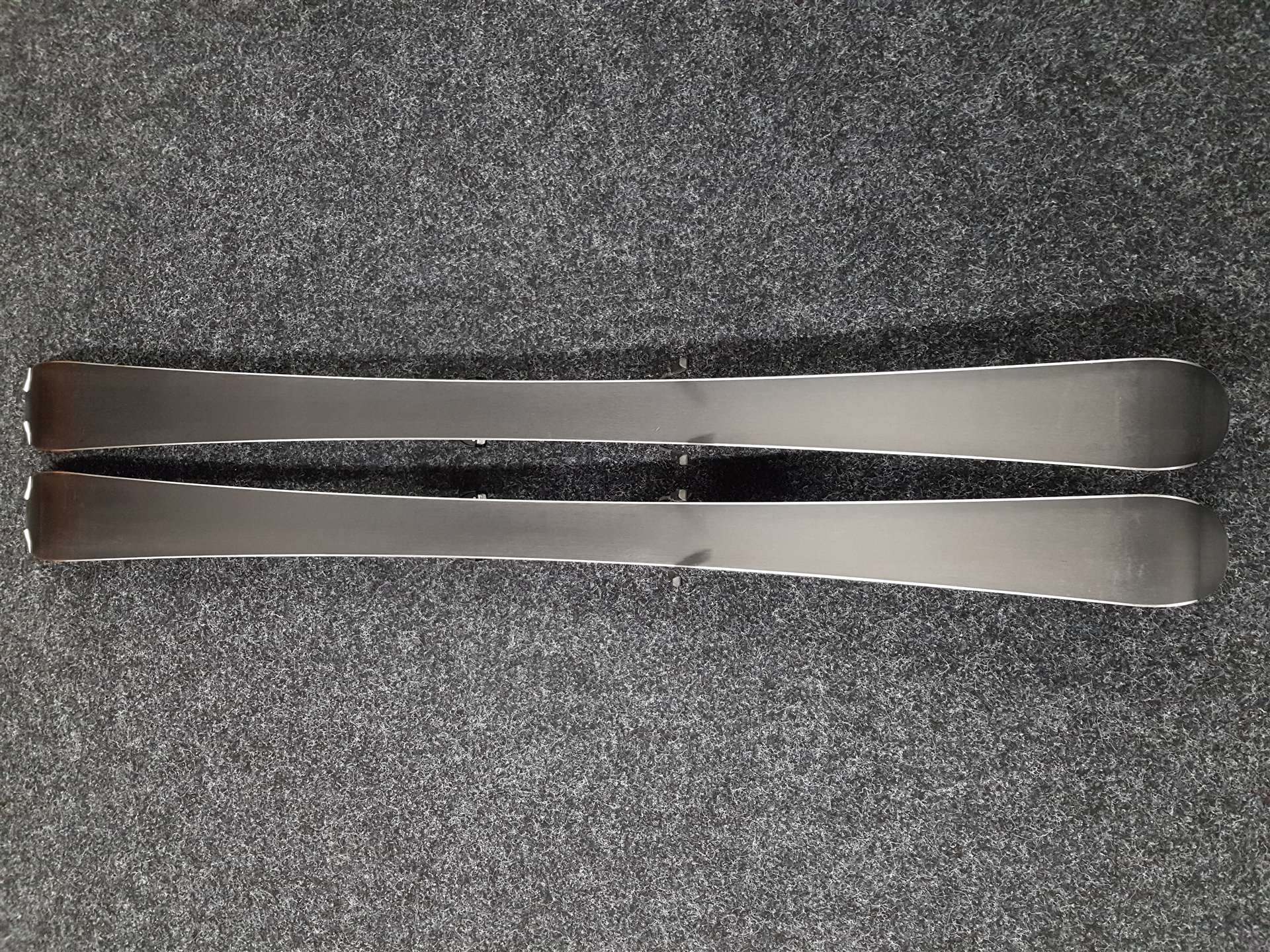 Skis d'occasion HEAD ERA 3.0 REV 70 + fixations Tyrolia SP 10