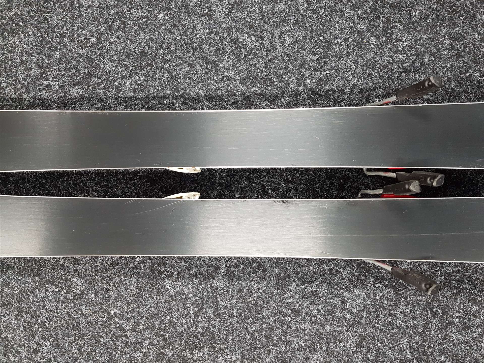Gebrauchte Kinderski ATOMIC Redster + Atomic XTE 7 Bindungen