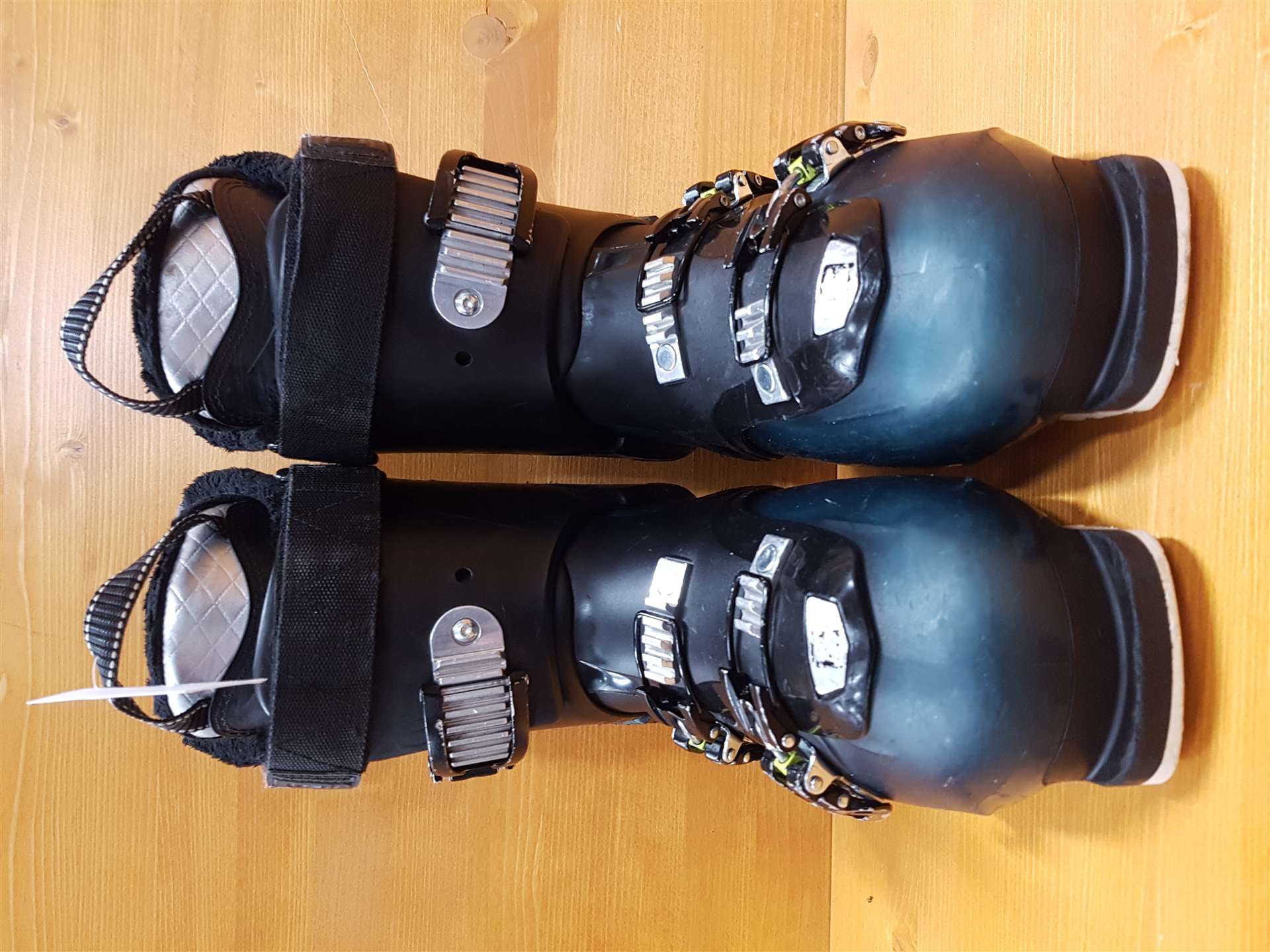 Gebrauchte Skischuhe SALOMON QST Access R80