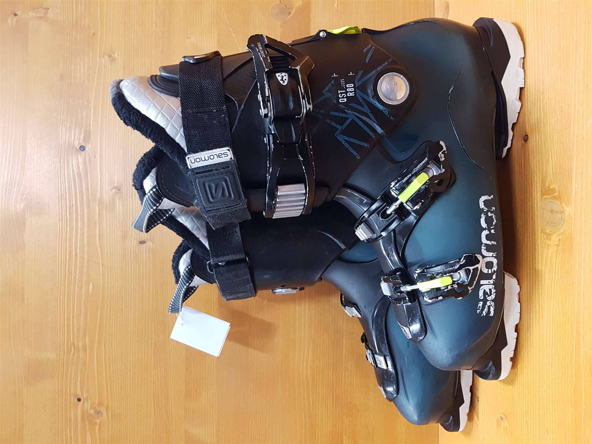 Gebrauchte Skischuhe SALOMON QST Access R80