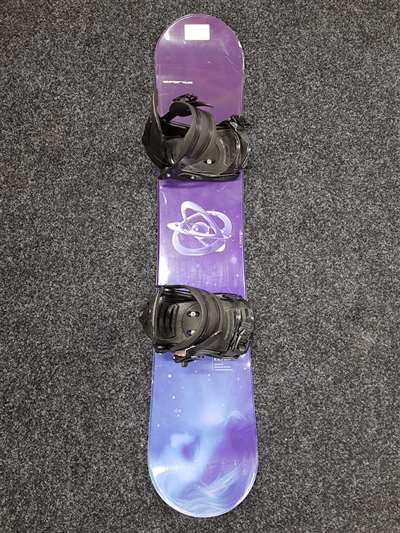 Snowboard d'occasion G-FORCE + fixations SP taille XS