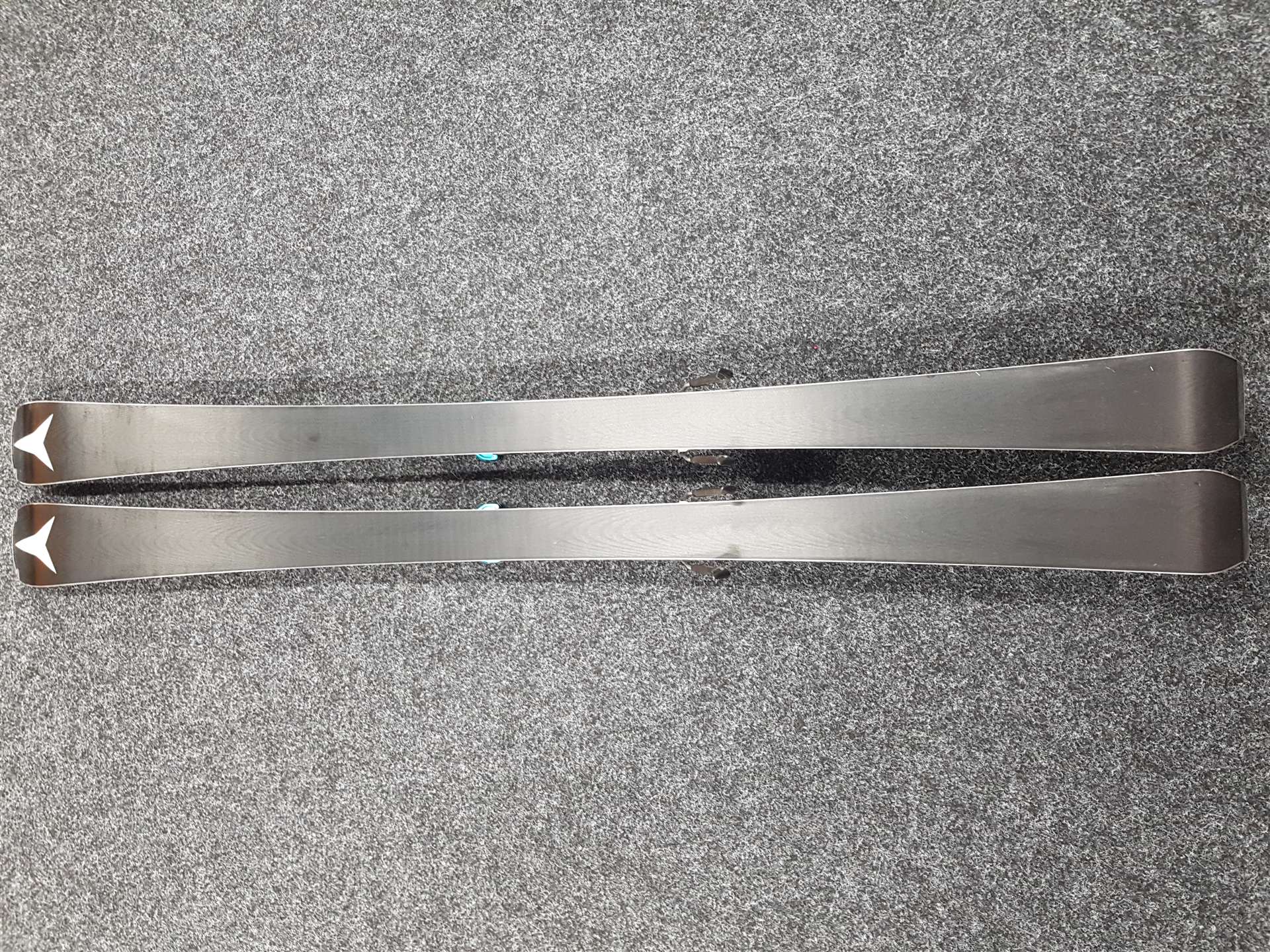 Gebrauchte ATOMIC Redster Doubledeck SL Ski + Atomic X12TL Bindungen