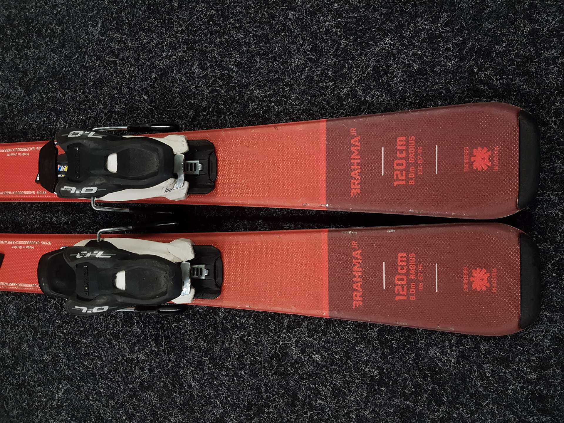 Skis enfant d'occasion BLIZZARD Brahma JR + fixations Marker 7.0