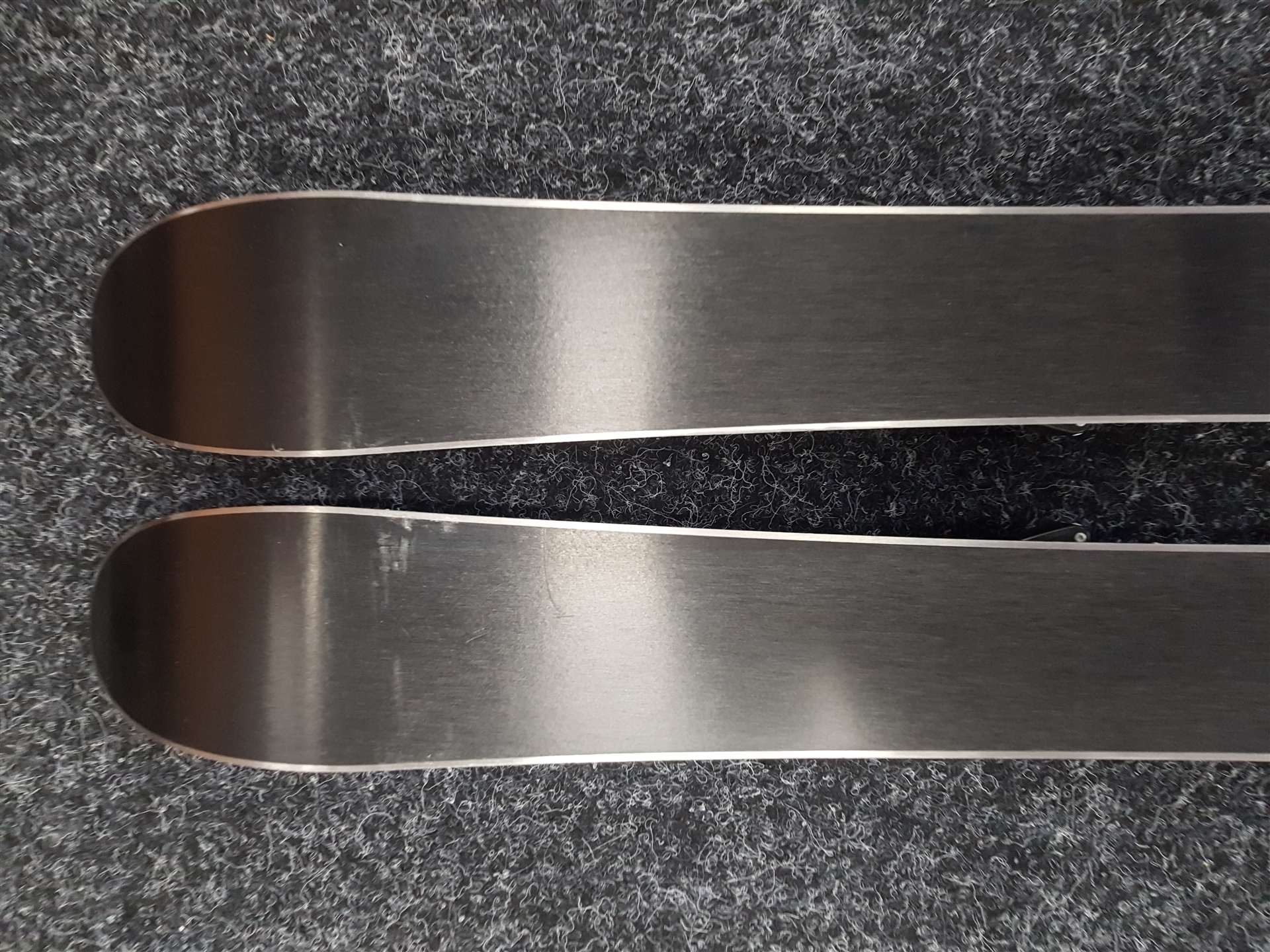 Sci da sci usati per bambini HEAD MYA No.1 + attacchi Head SL45