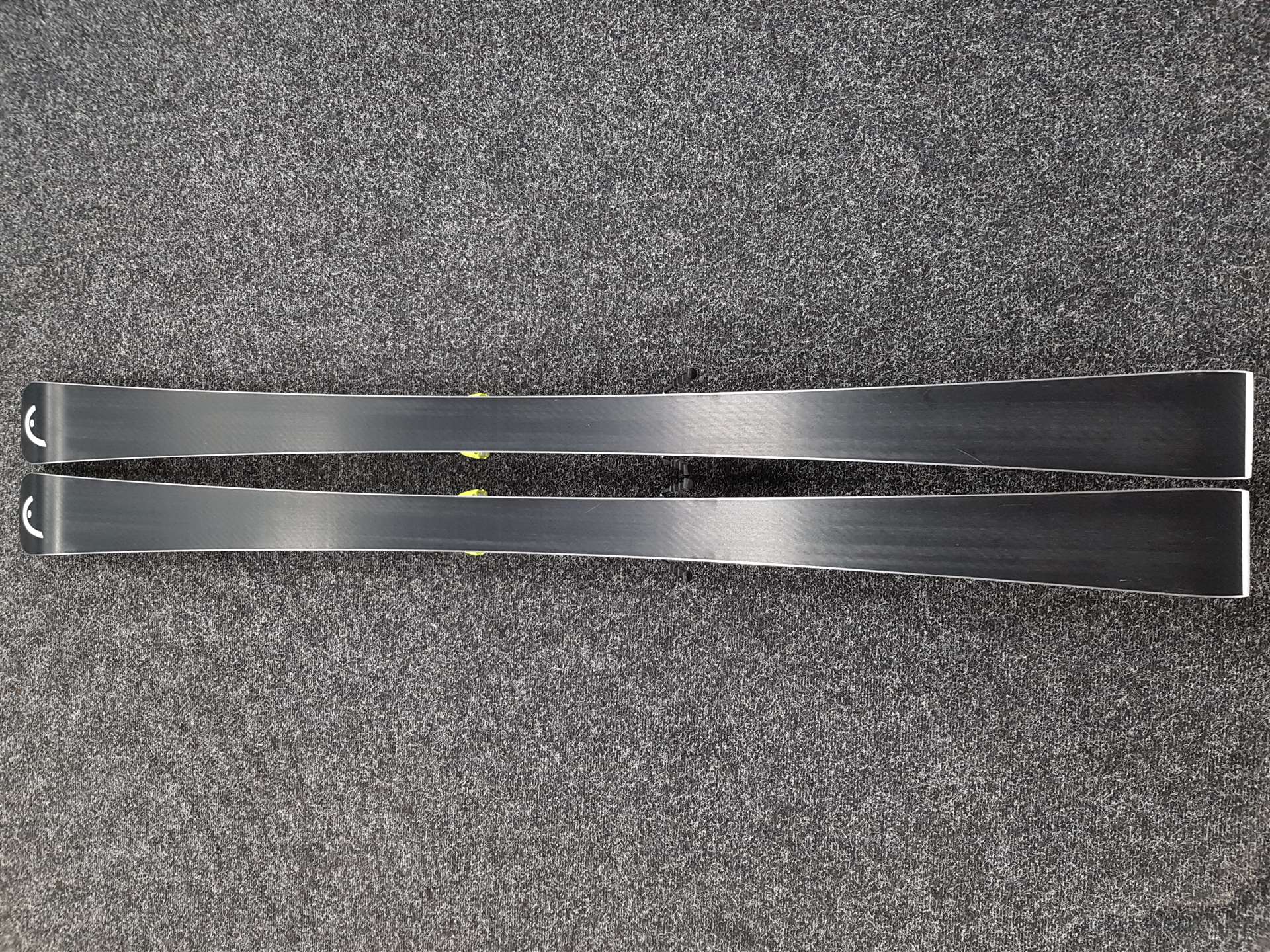 Použité lyže HEAD e-RACE PRO
