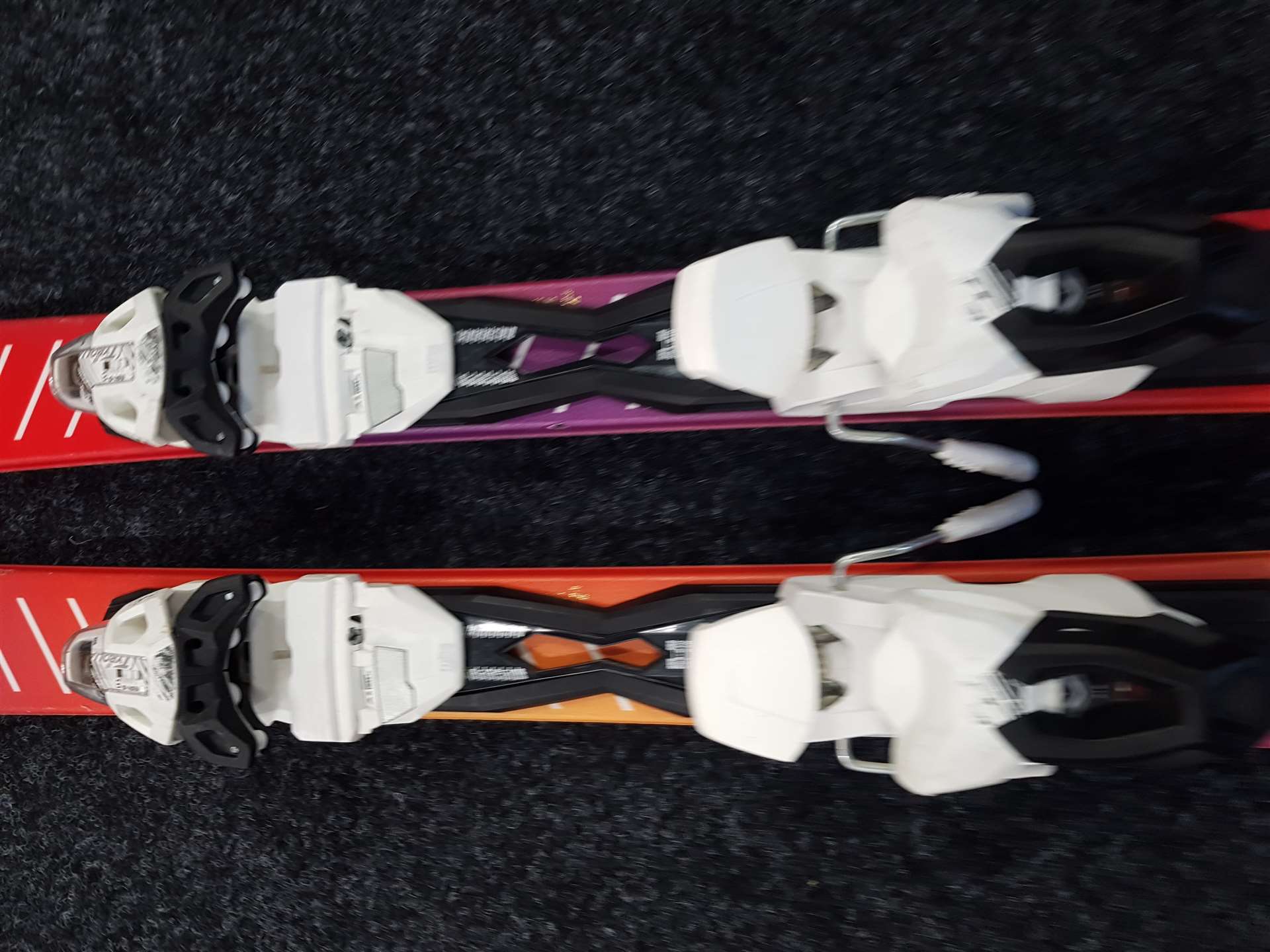 Sci usati SPORTEN RDUM 3 + attacchi Tyrolia 11.0
