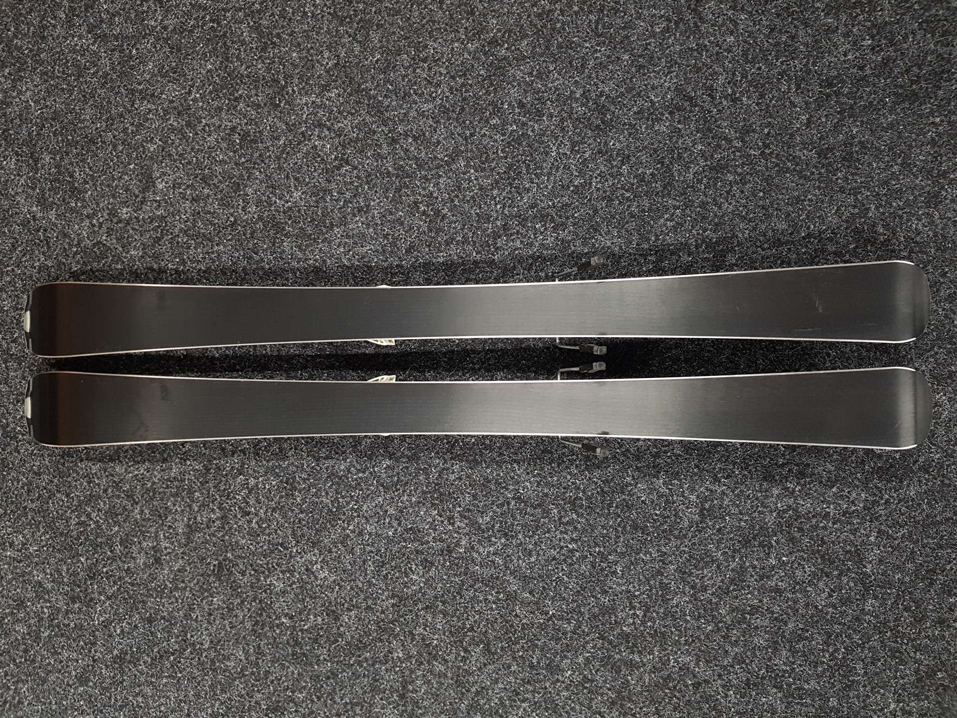 Použité detské lyže ELAN EXAR PRO + viazanie Atomic 5