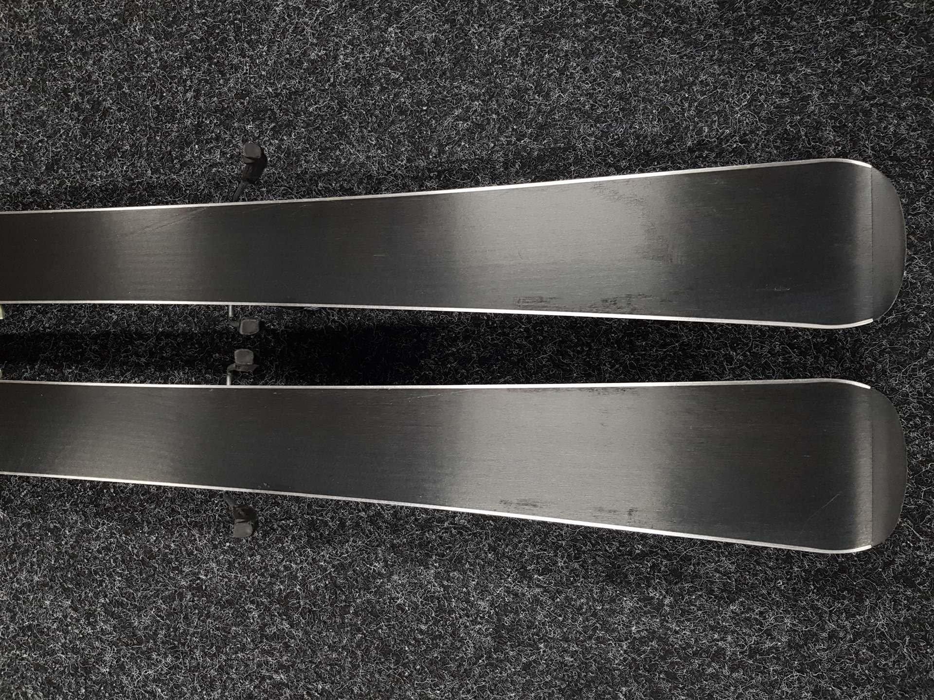 Použité detské lyže ELAN EXAR PRO + viazanie Atomic 5