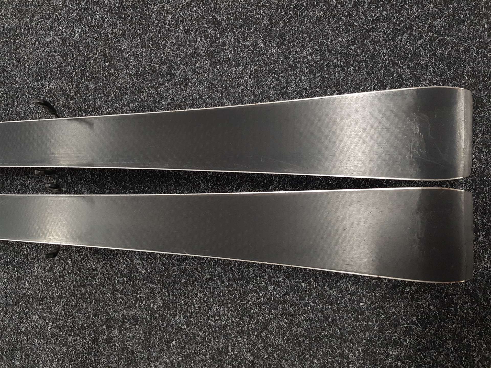 Sci usati SALOMON S/MAX 06 + attacchi Salomon M 10