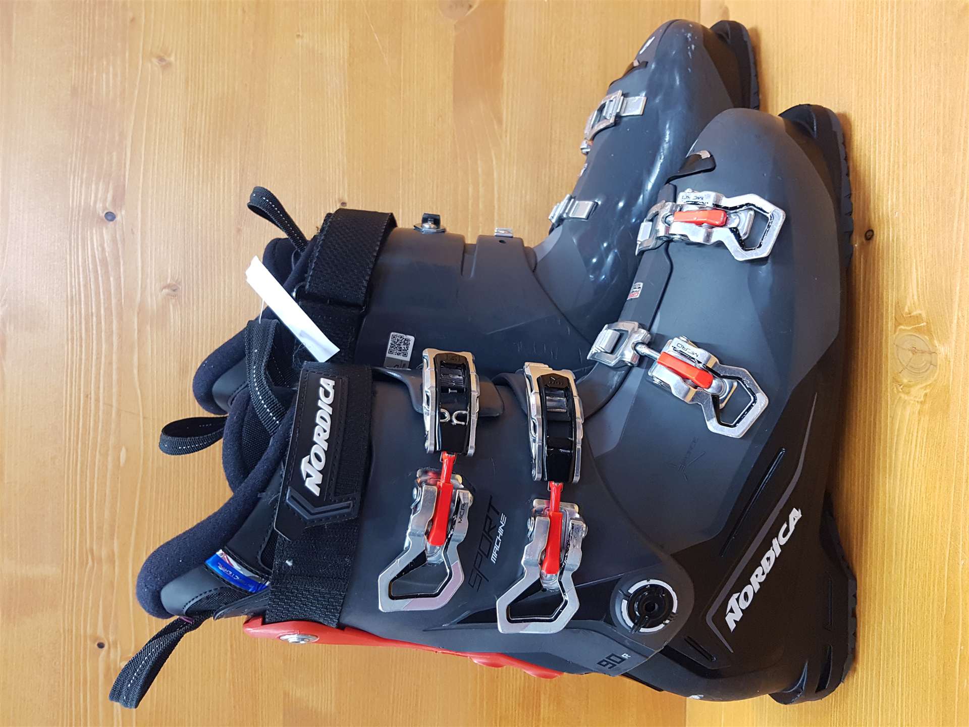 Použité lyžiarky NORDICA Sport Machine 90R