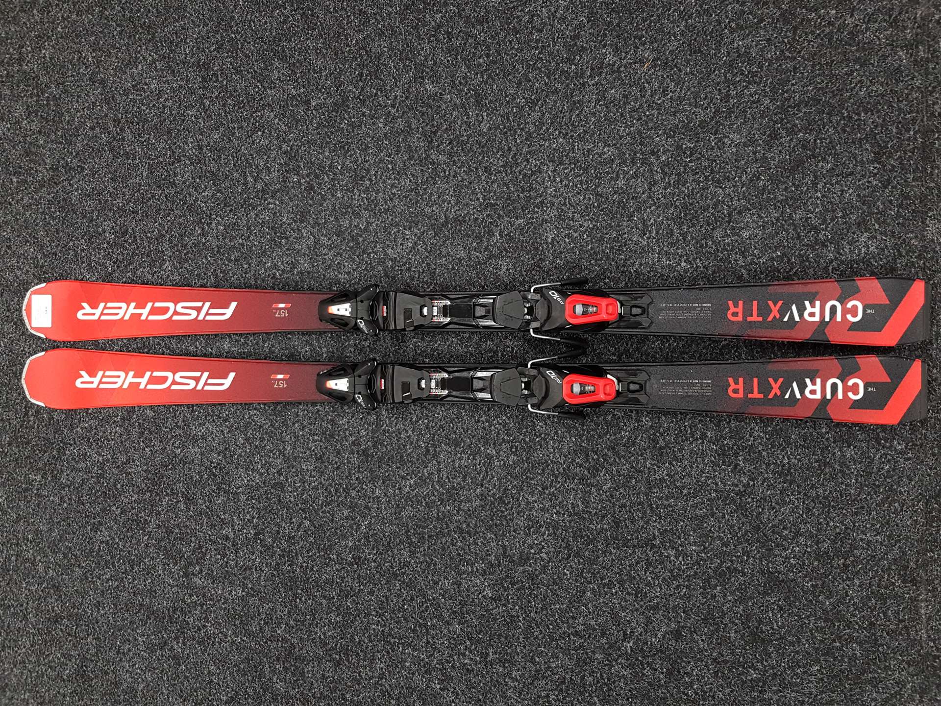 Skis FISCHER Curv XTR d'occasion + fixations Fischer RS 10