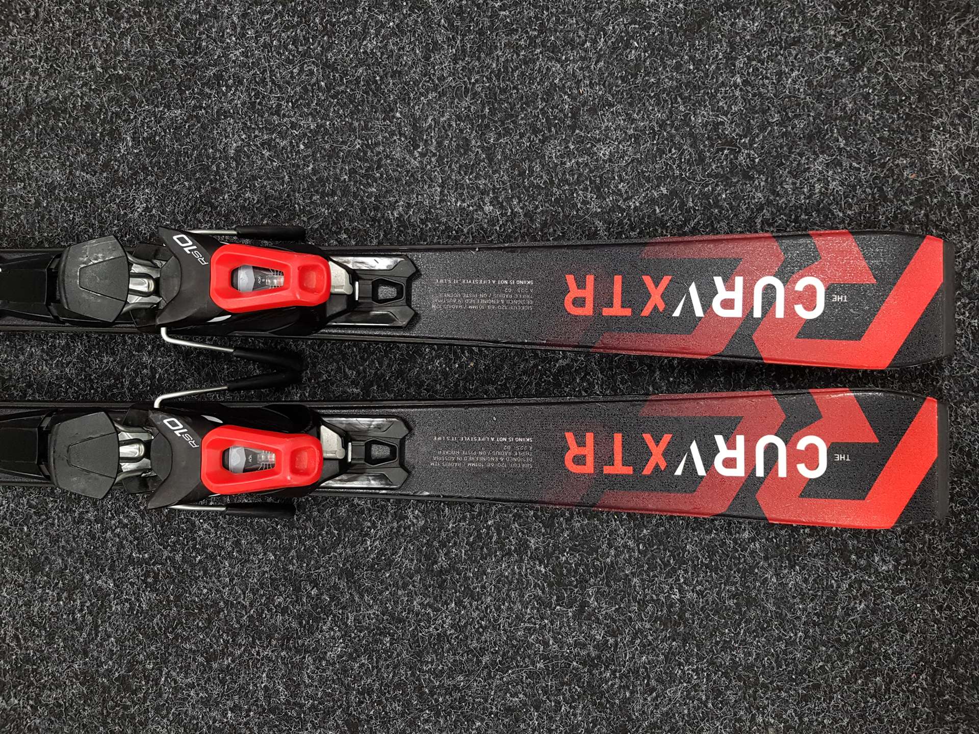 Skis FISCHER Curv XTR d'occasion + fixations Fischer RS 10