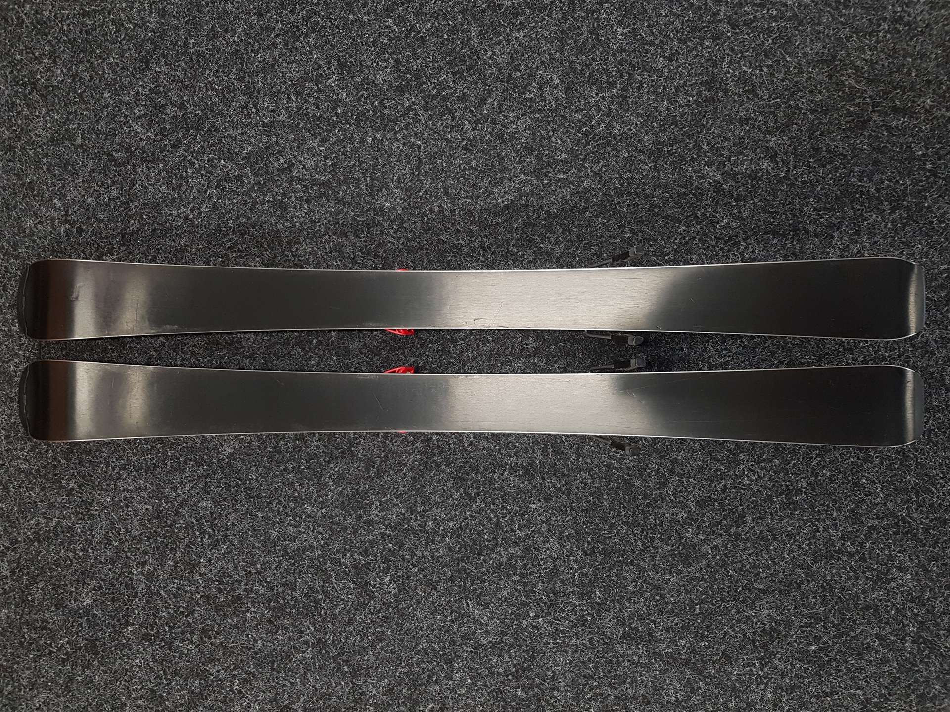 Gebrauchte Kinderski ATOMIC Redster J2 + Atomic C5 4.5 Bindungen