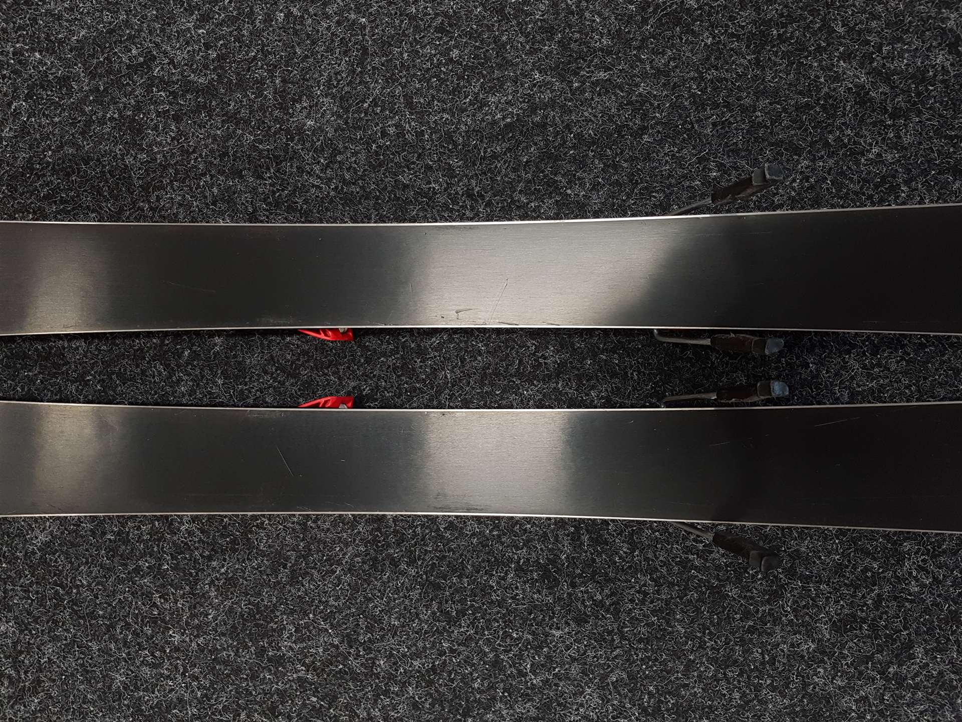 Gebrauchte Kinderski ATOMIC Redster J2 + Atomic C5 4.5 Bindungen