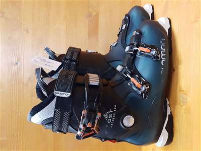 Rabljene skijaške cipele SALOMON QST Access R80