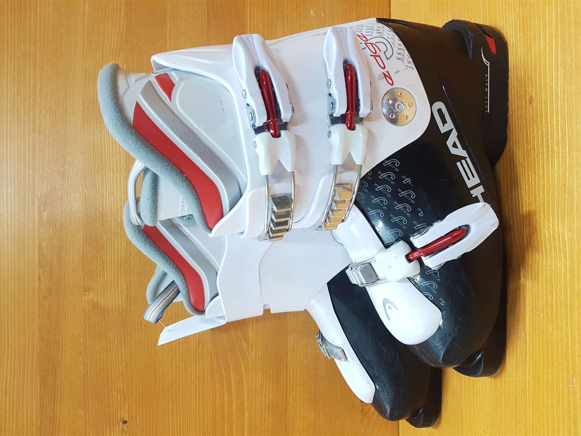 Použité lyžiarky HEAD Edge J