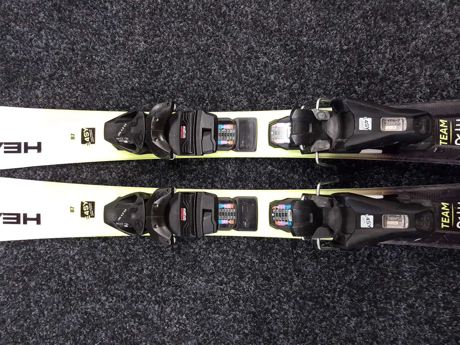 Rabljene dječje skije HEAD Supershape Team + vezovi Tyrolia JRS 4.5 CA