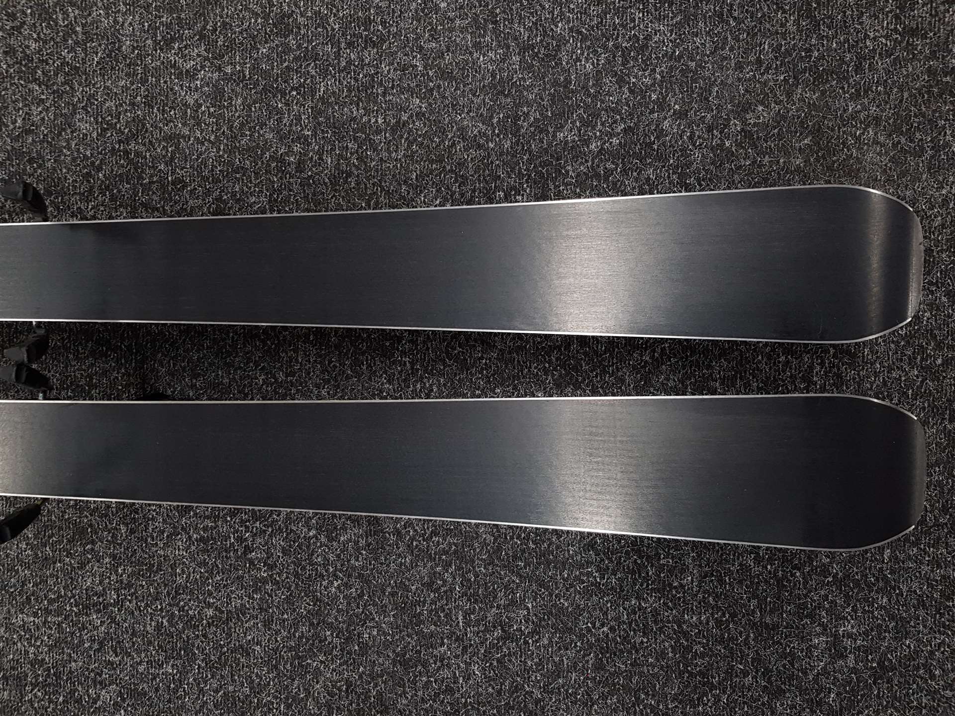 Gebrauchte Salomon X 24 HRS Skier
