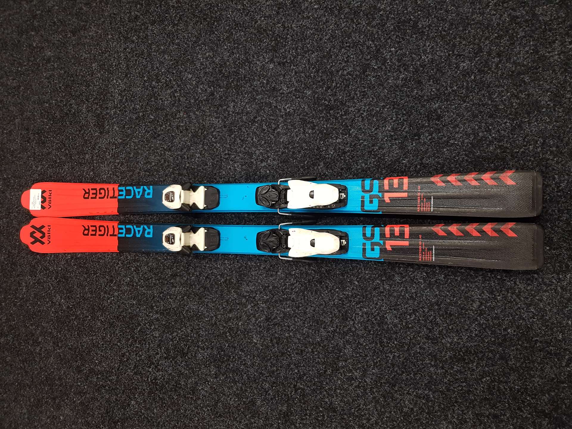 Použité lyže VOLKL Racetiger GS 13 + viazanie Marker 4,5