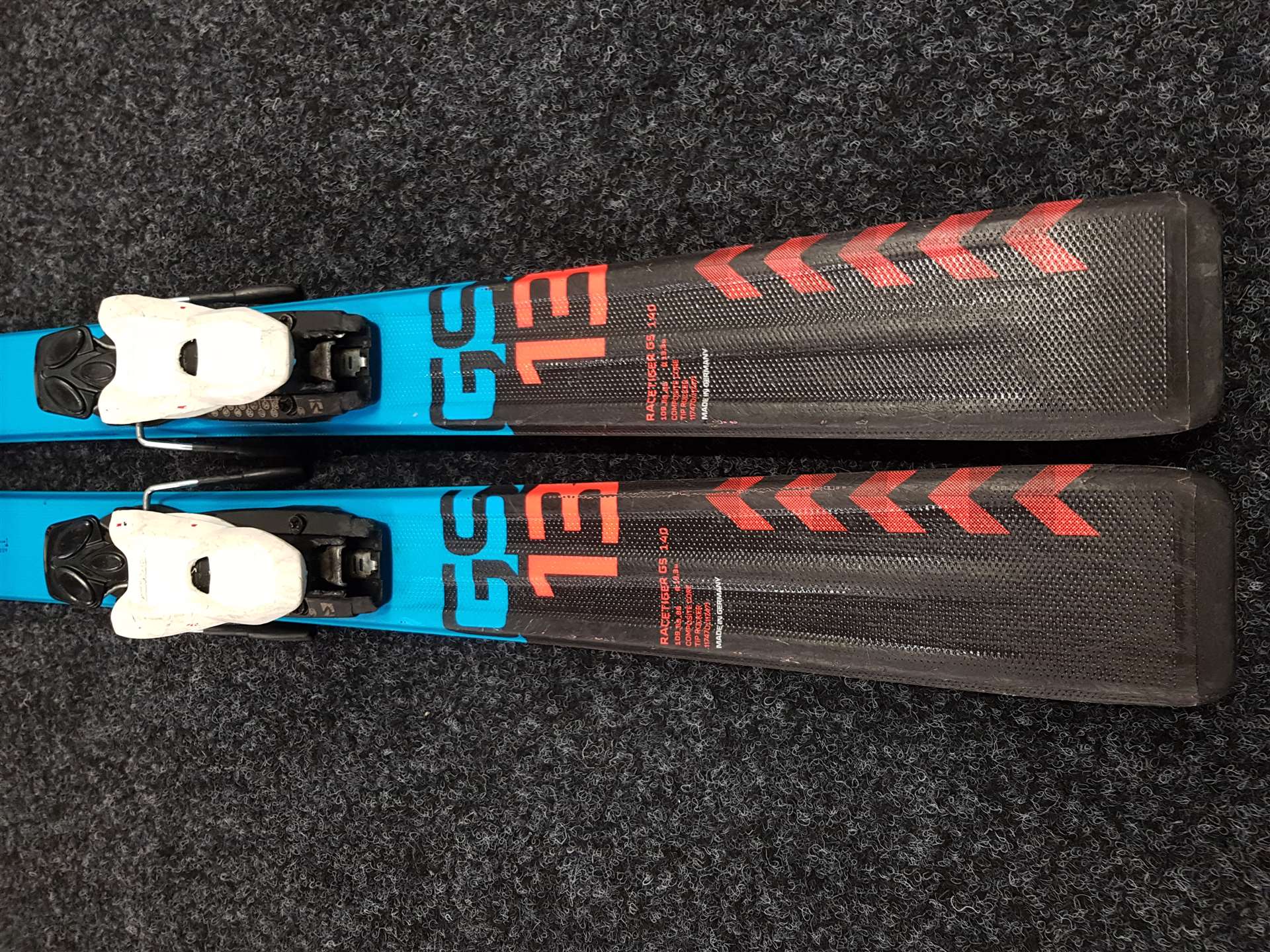 Použité lyže VOLKL Racetiger GS 13 + viazanie Marker 4,5