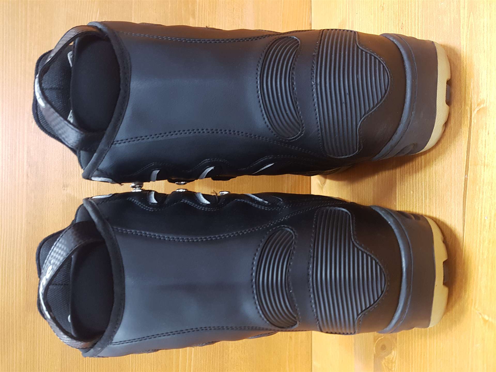 Ghete de snowboard Crane folosite