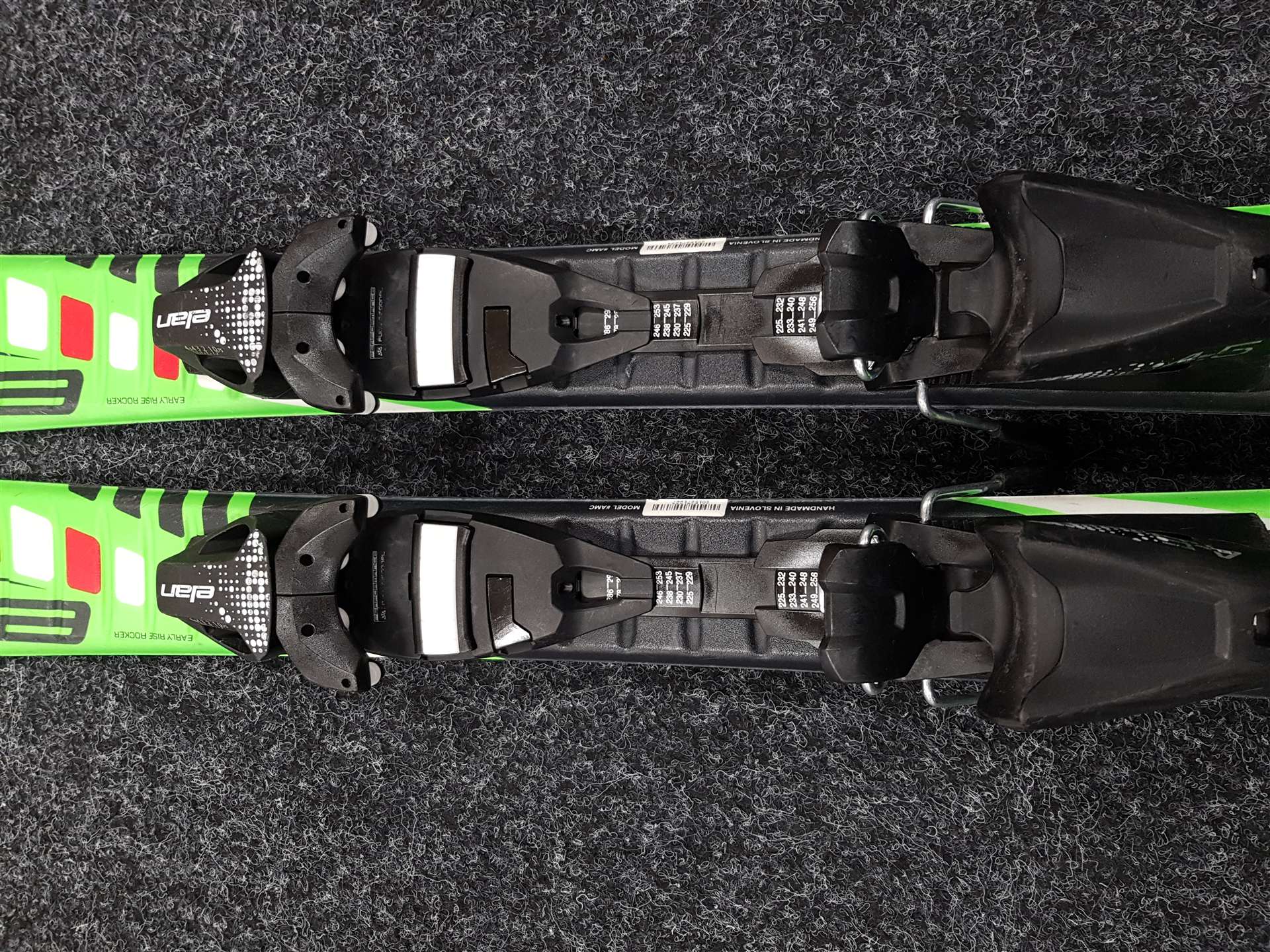 Schiuri pentru copii ELAN Jett + legături Elan EL 4.5 folosite