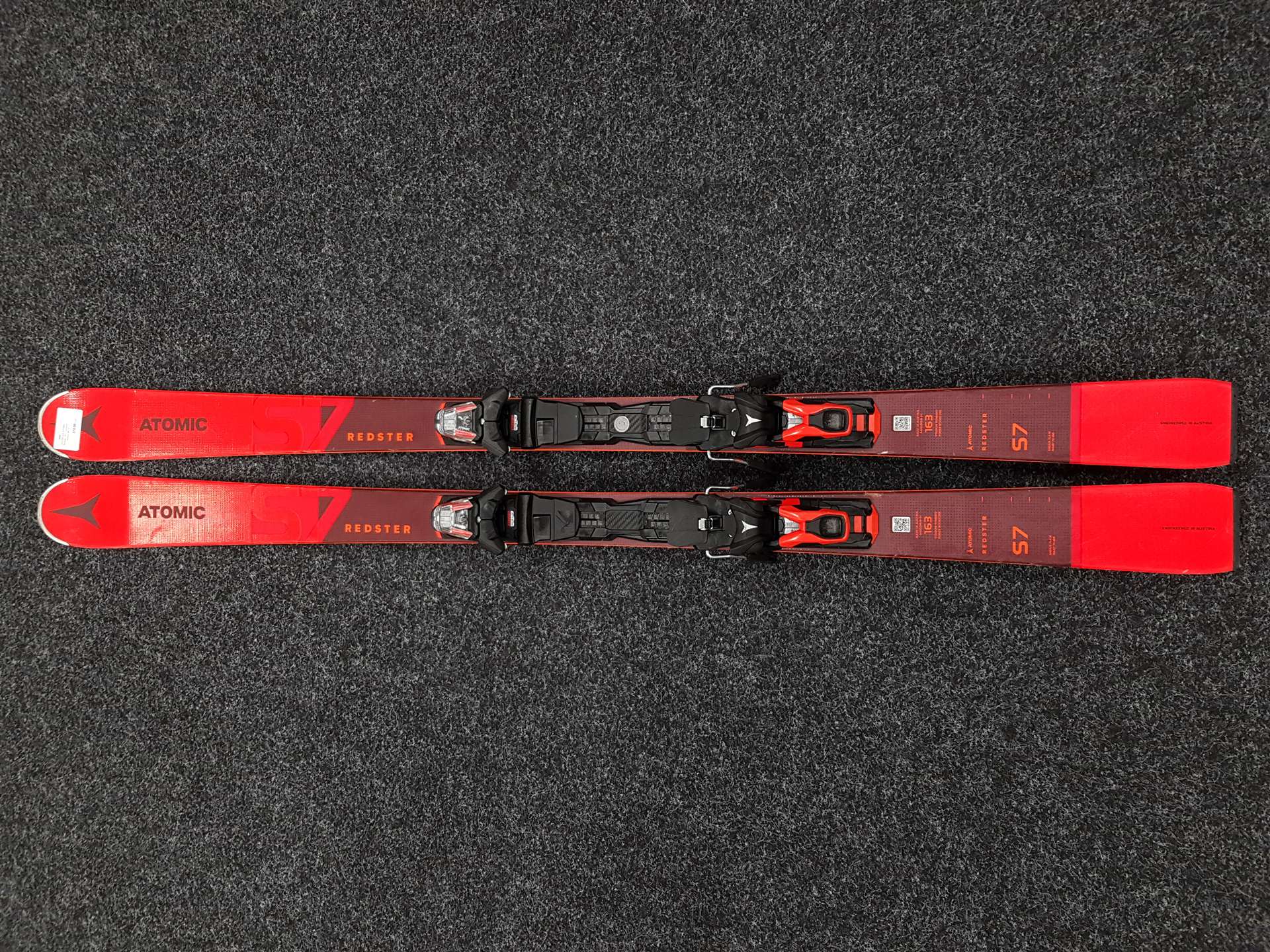 Sci usati ATOMIC Redster S7 + attacchi Atomic M 12