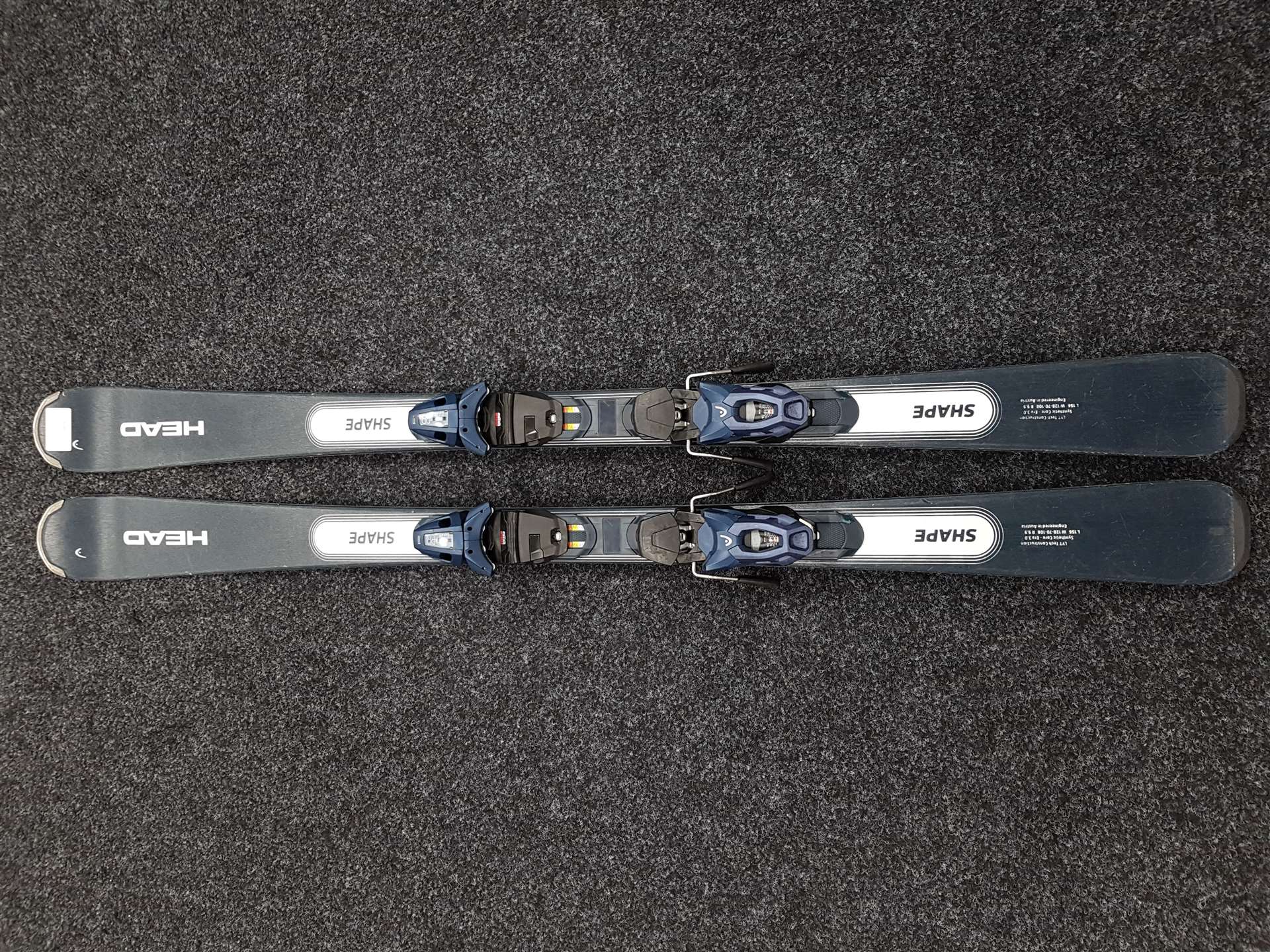 Použité lyže HEAD Shape V2 + vázání Head PR11