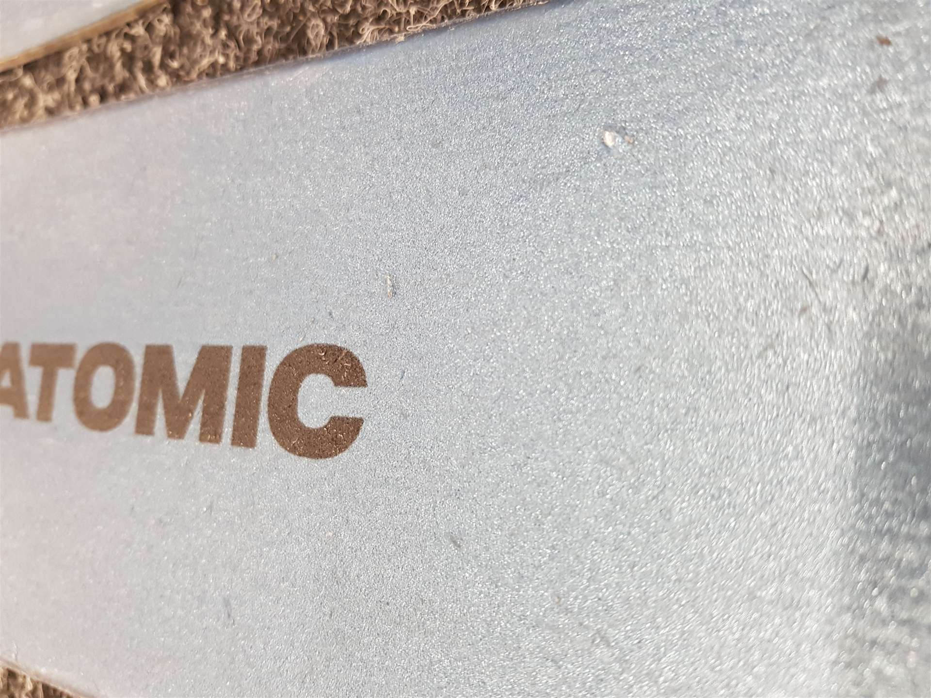 Skis ATOMIC Maverick 86C d'occasion + fixations Atomic 10